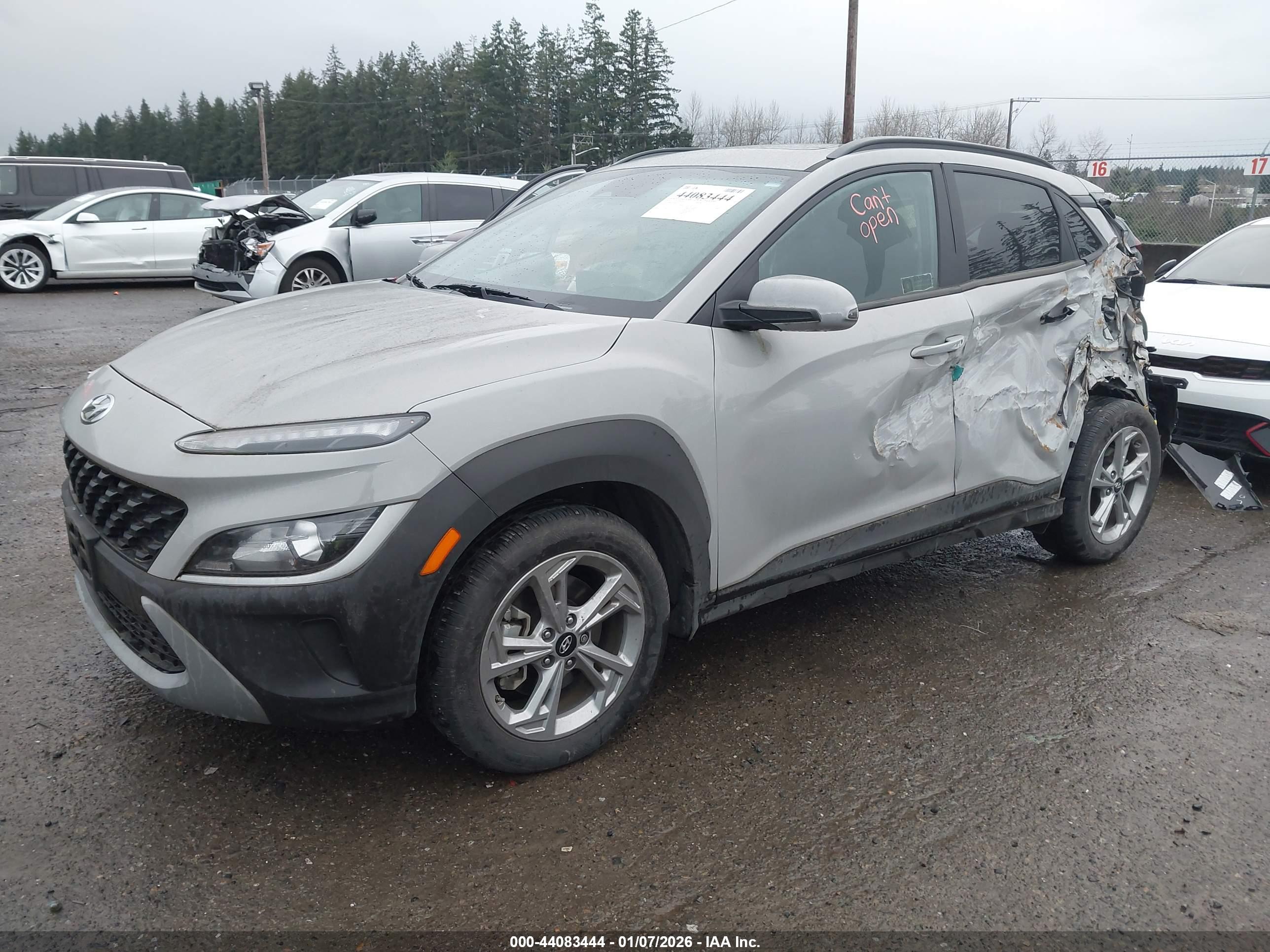 HYUNDAI KONA image 2
