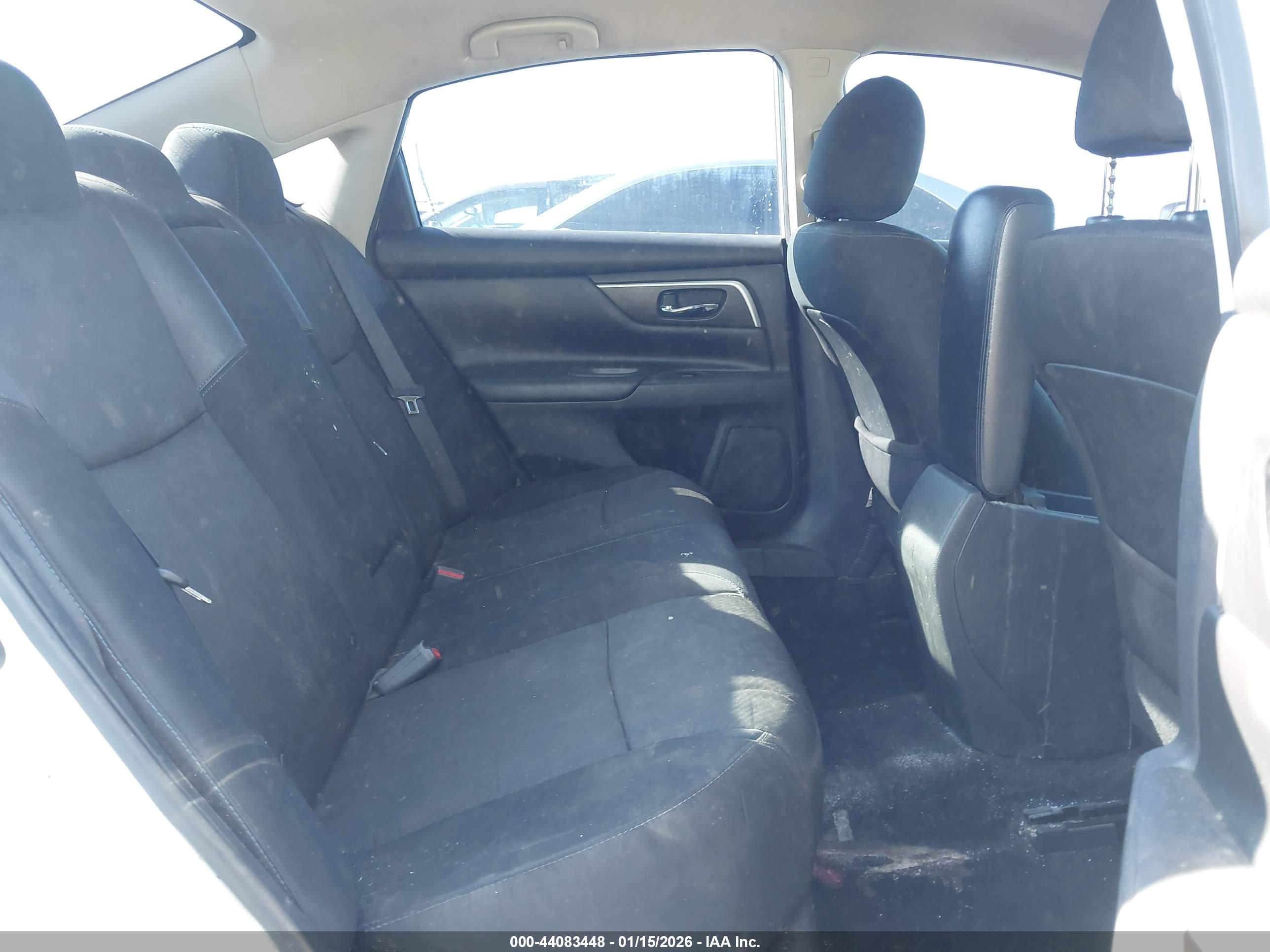 NISSAN ALTIMA image 8