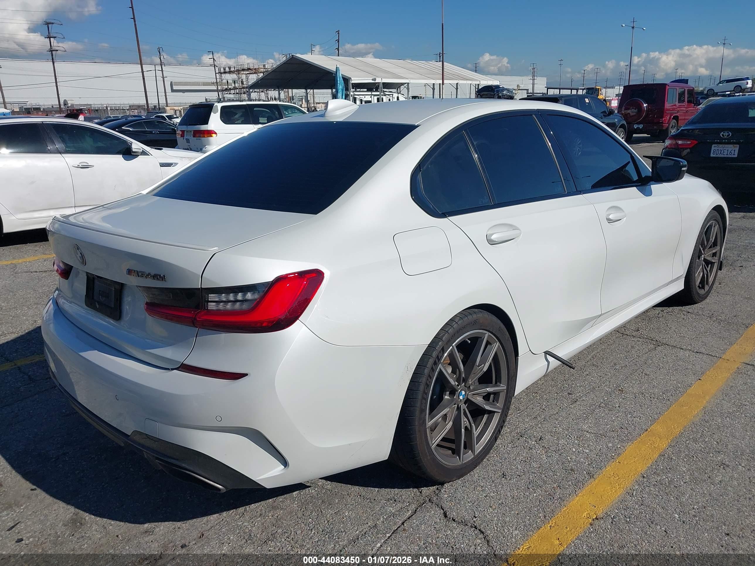BMW 3 image 4