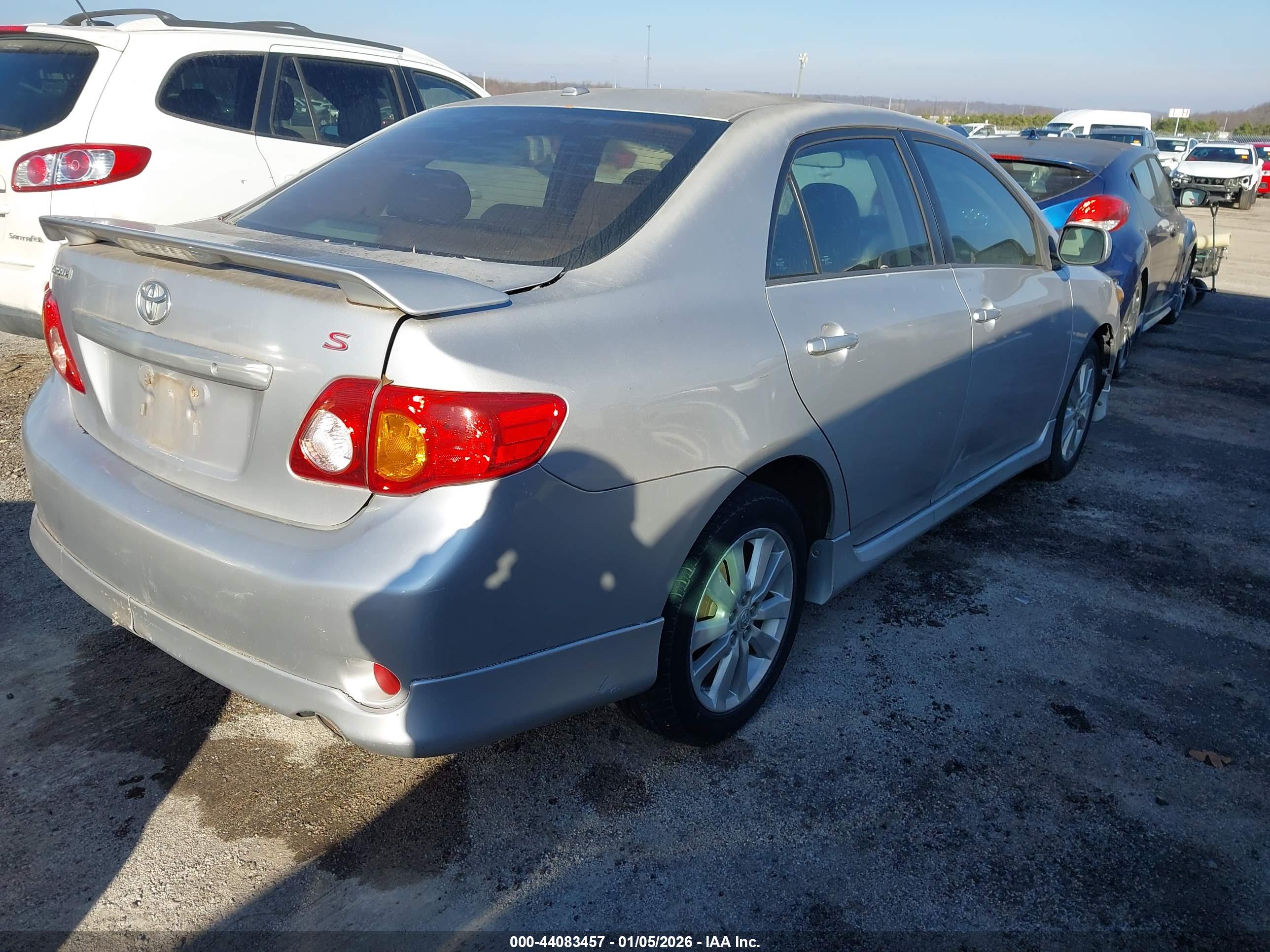 TOYOTA COROLLA image 4
