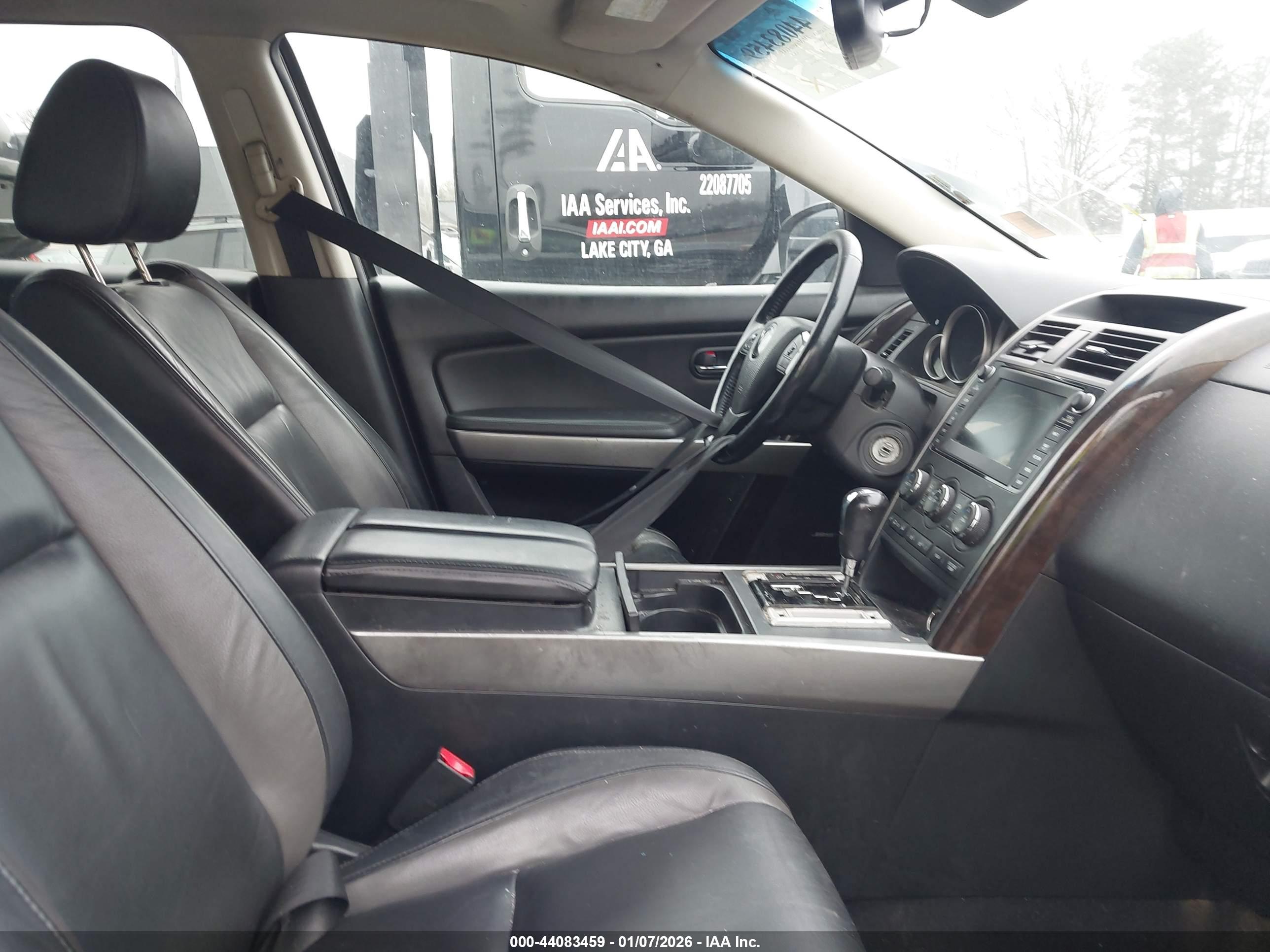 MAZDA CX-9 image 5