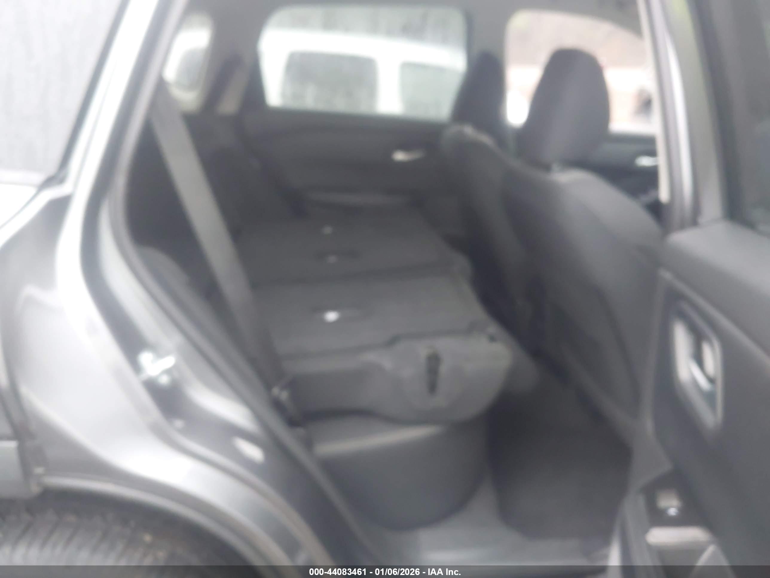 NISSAN ROGUE image 8
