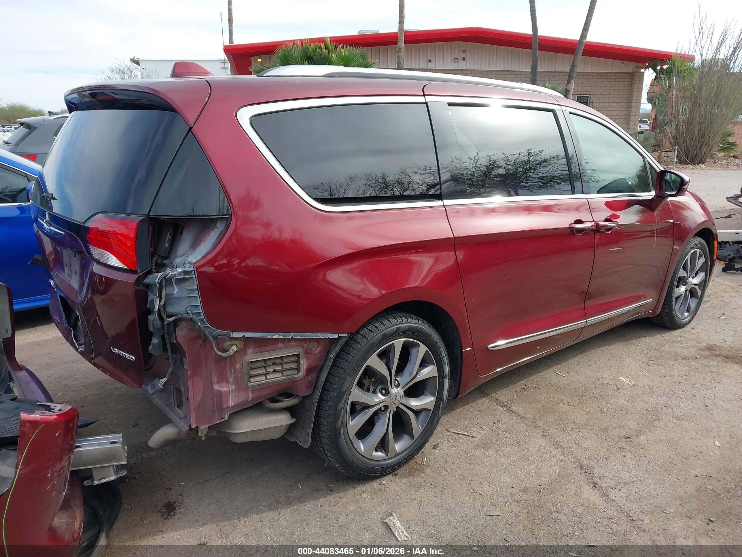 CHRYSLER PACIFICA image 4