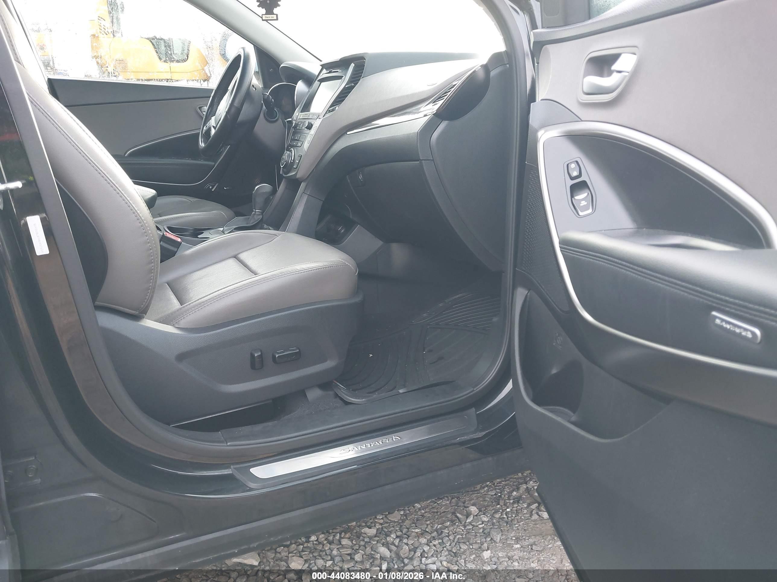 HYUNDAI SANTA image 5