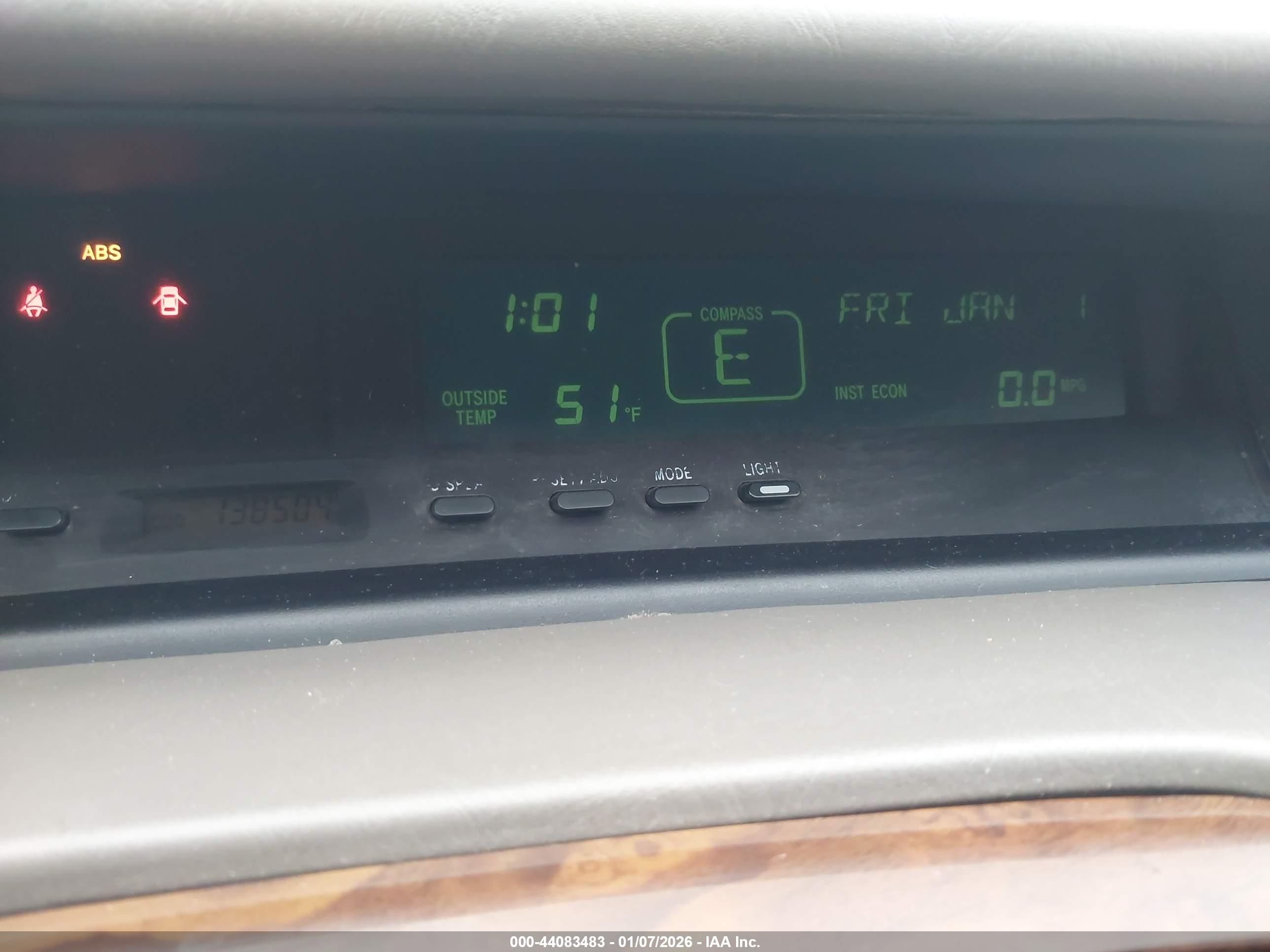 TOYOTA AVALON image 7