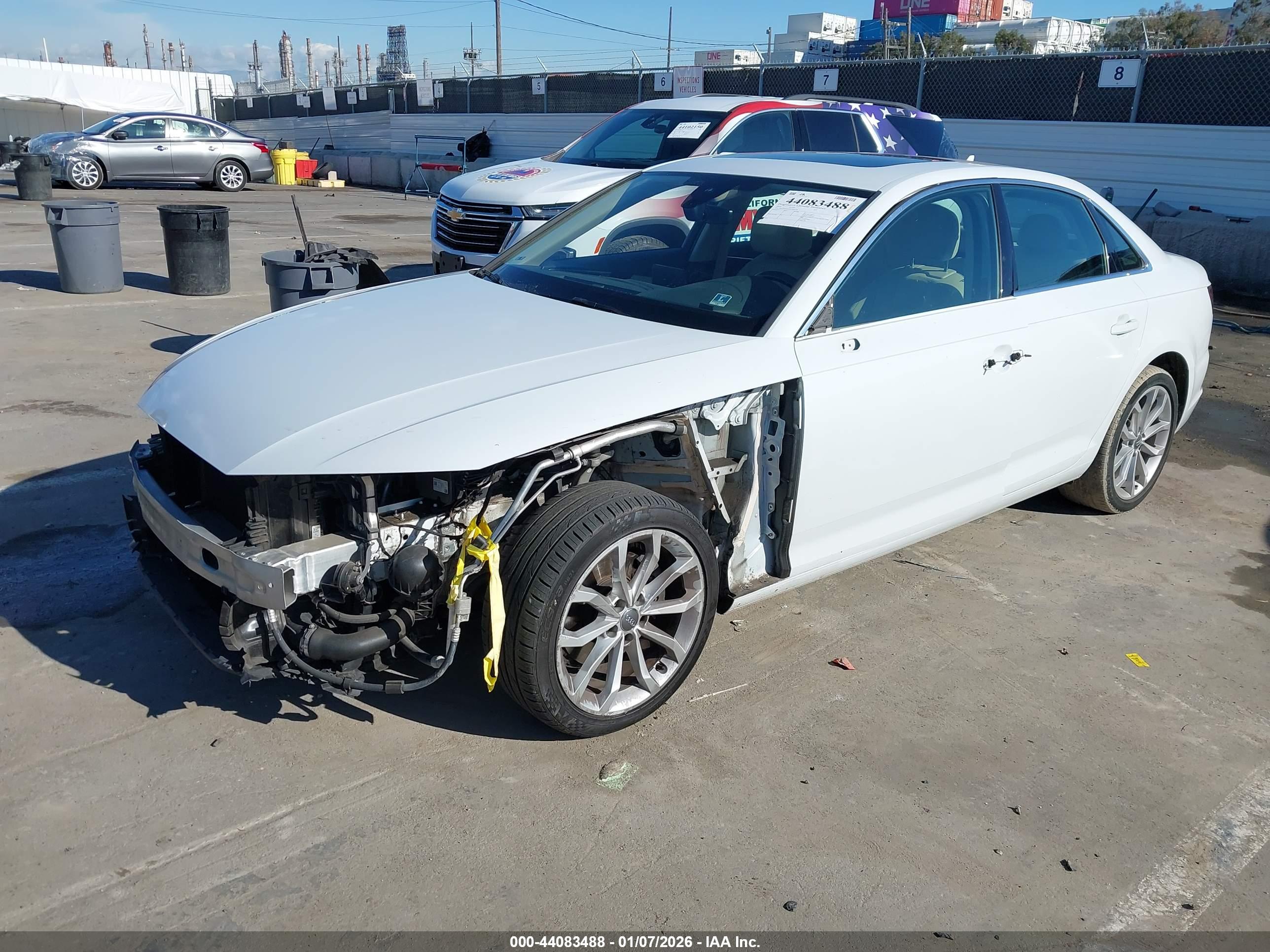 AUDI A4 image 2
