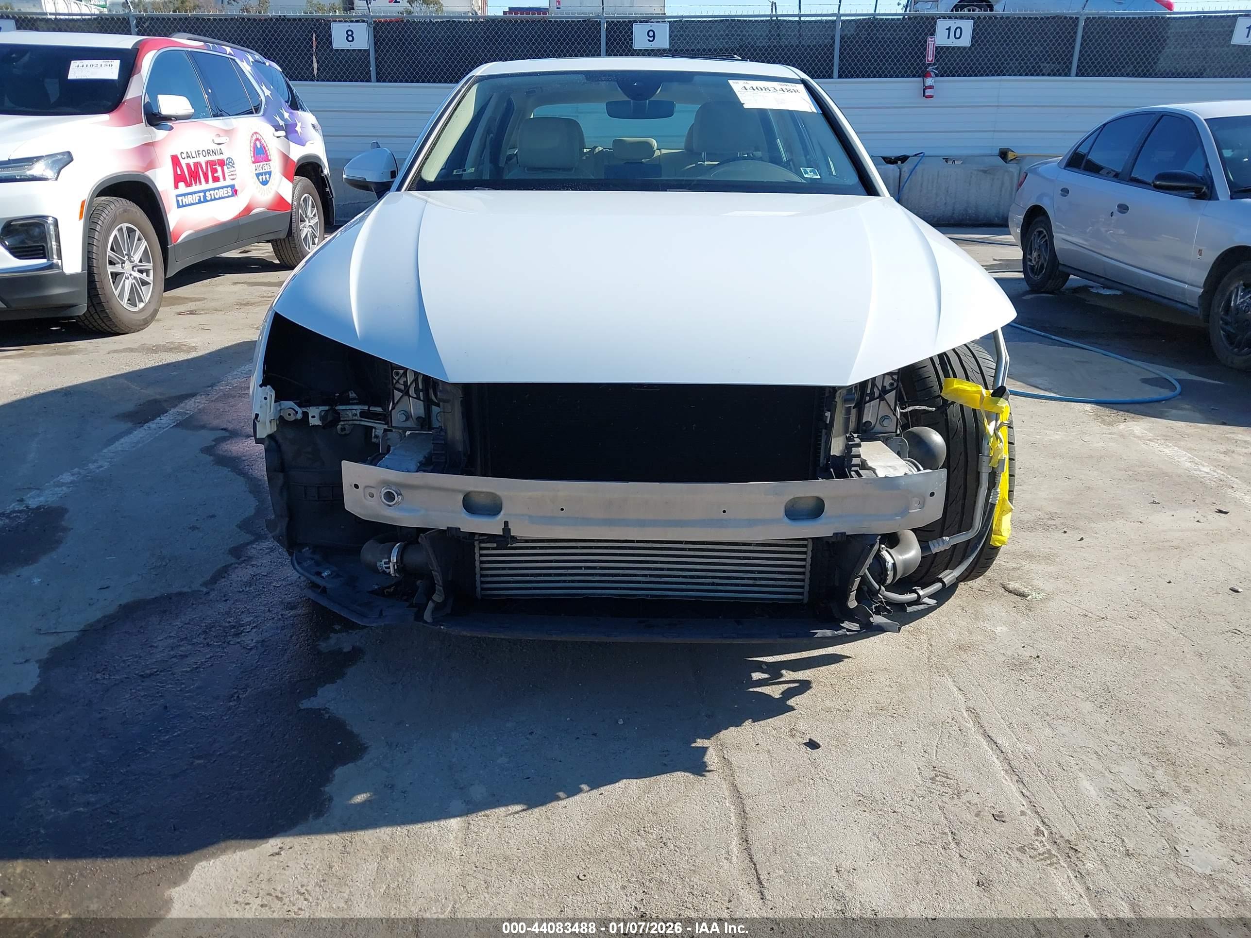 AUDI A4 image 6