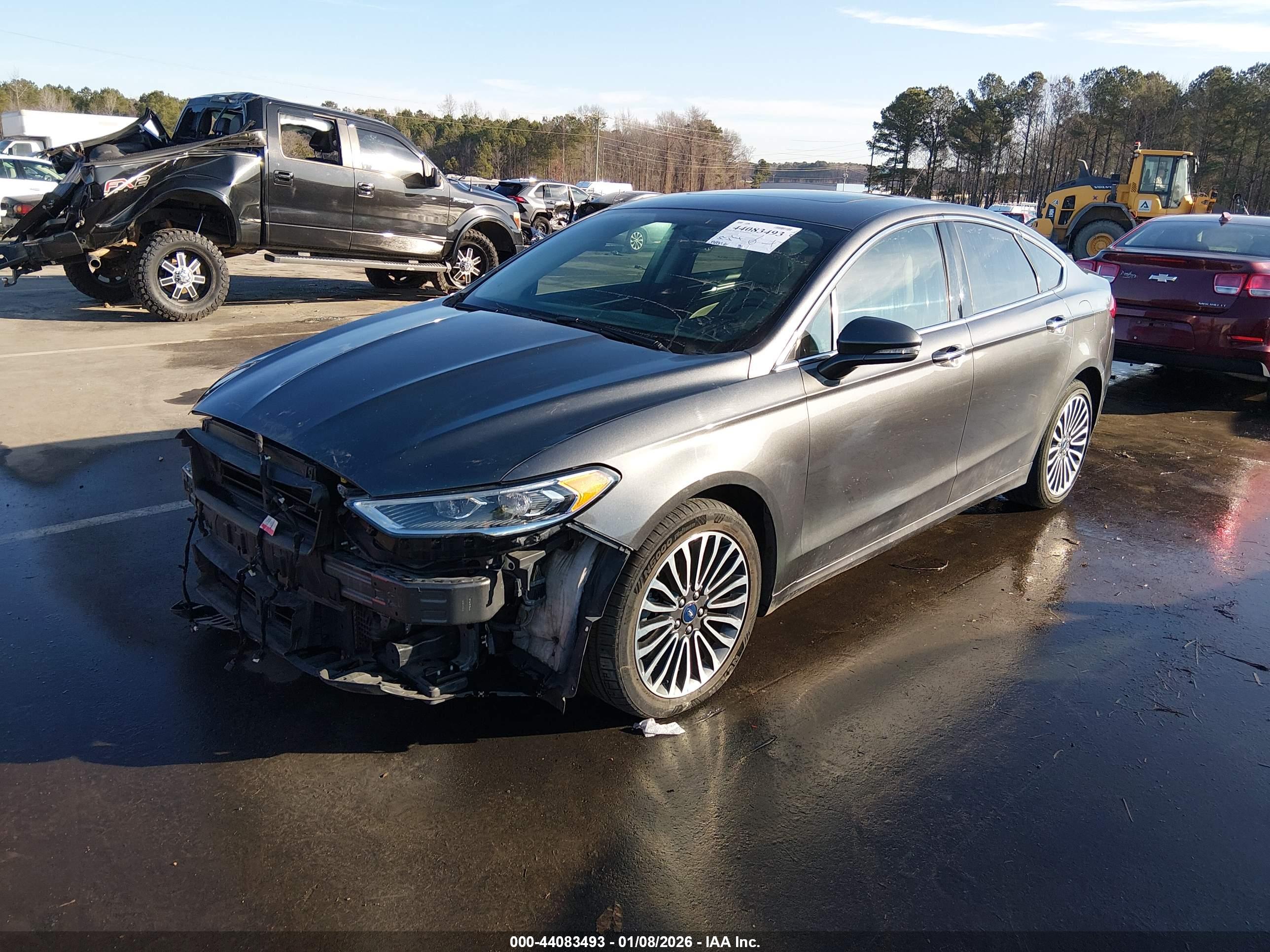 FORD FUSION image 2