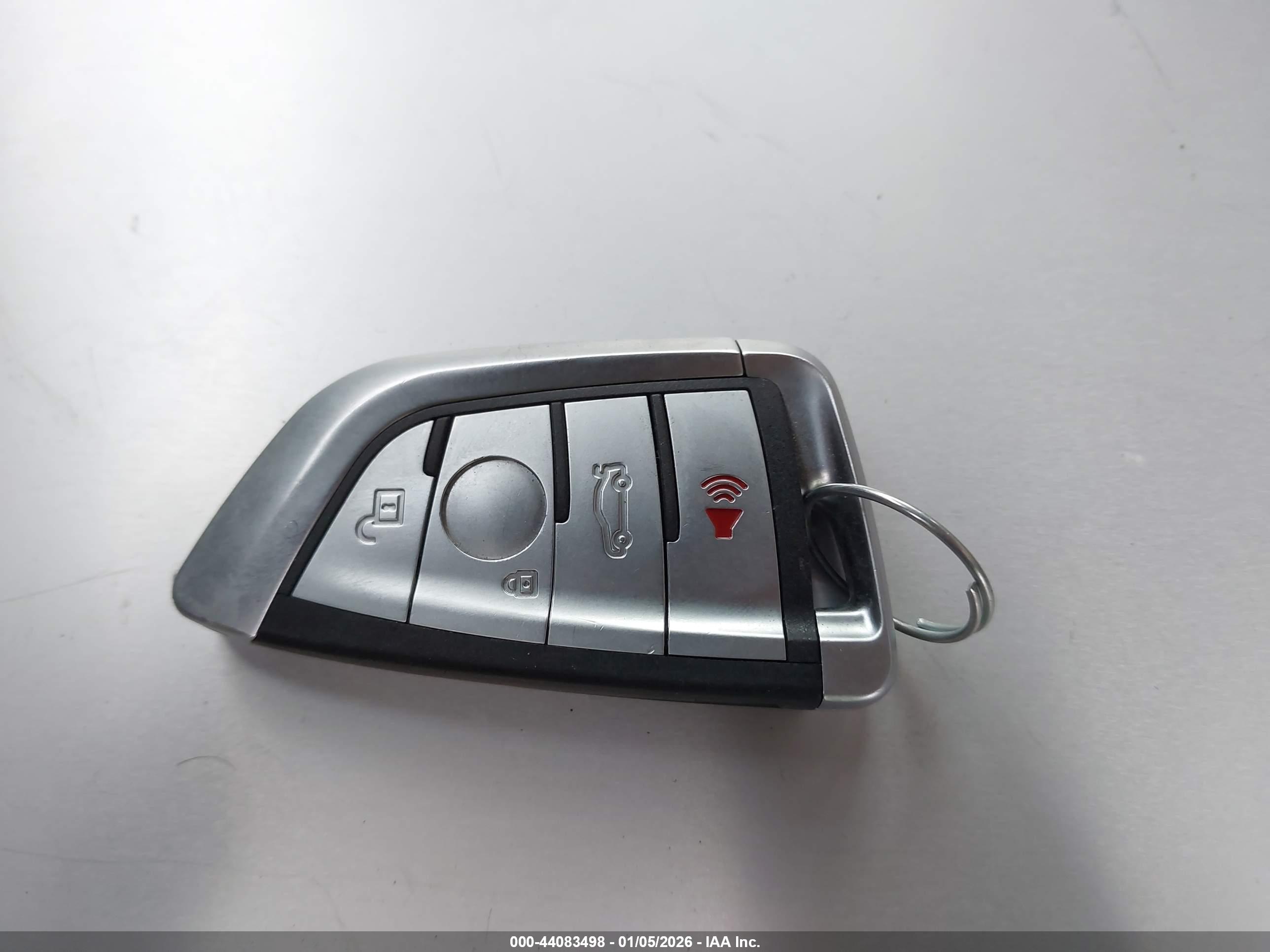 NISSAN QUEST image 11