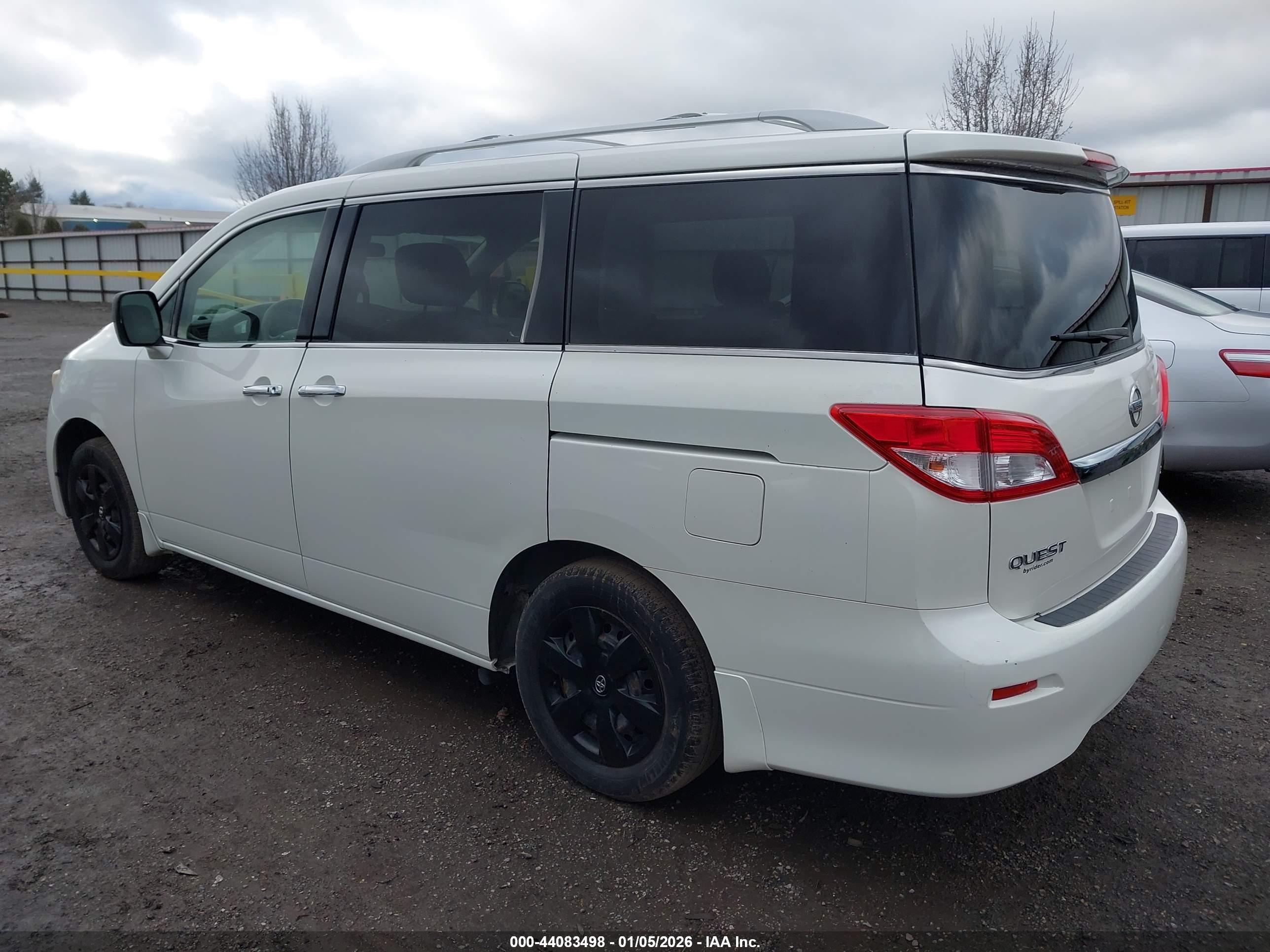 NISSAN QUEST image 3