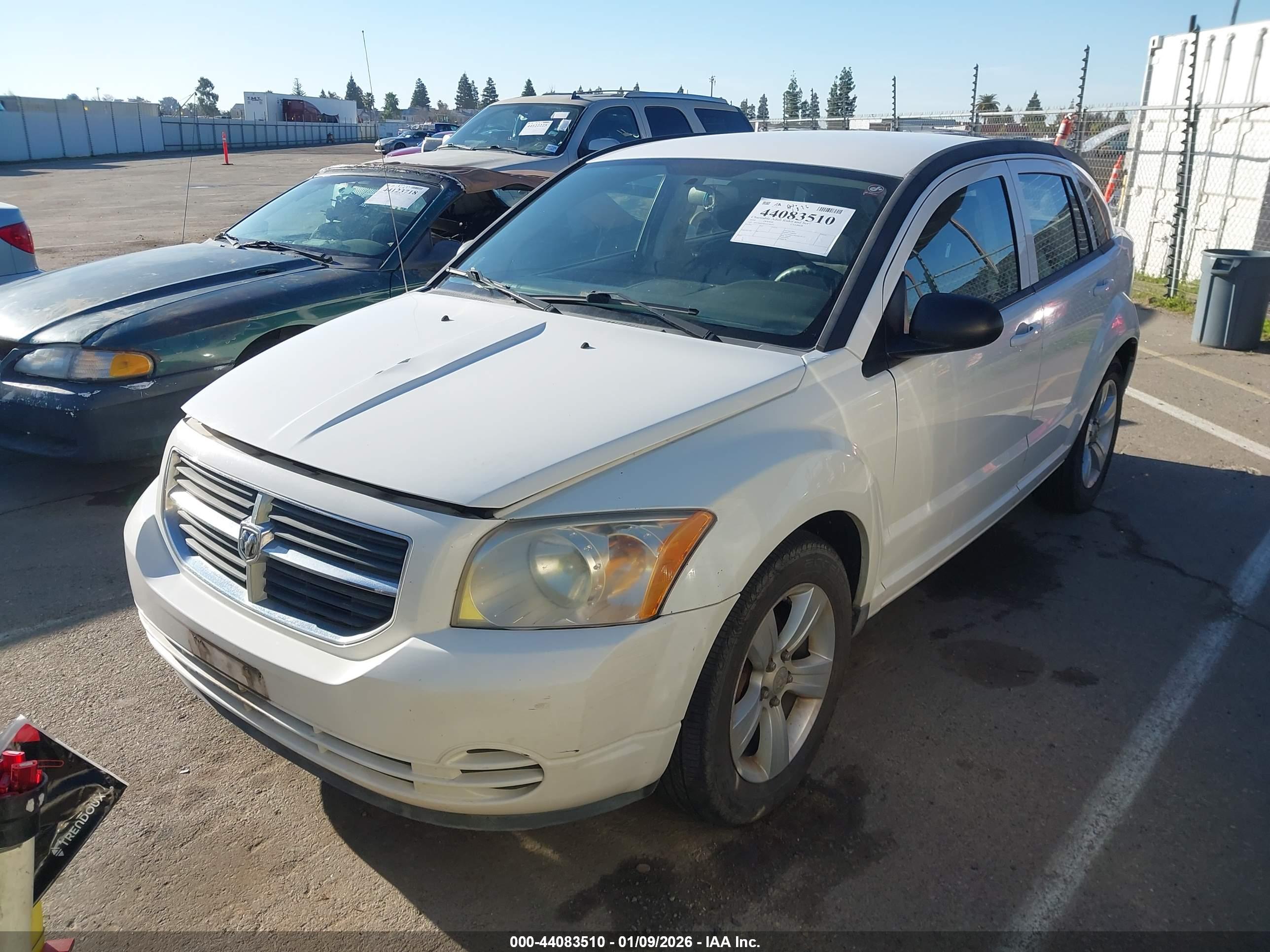 DODGE CALIBER image 2