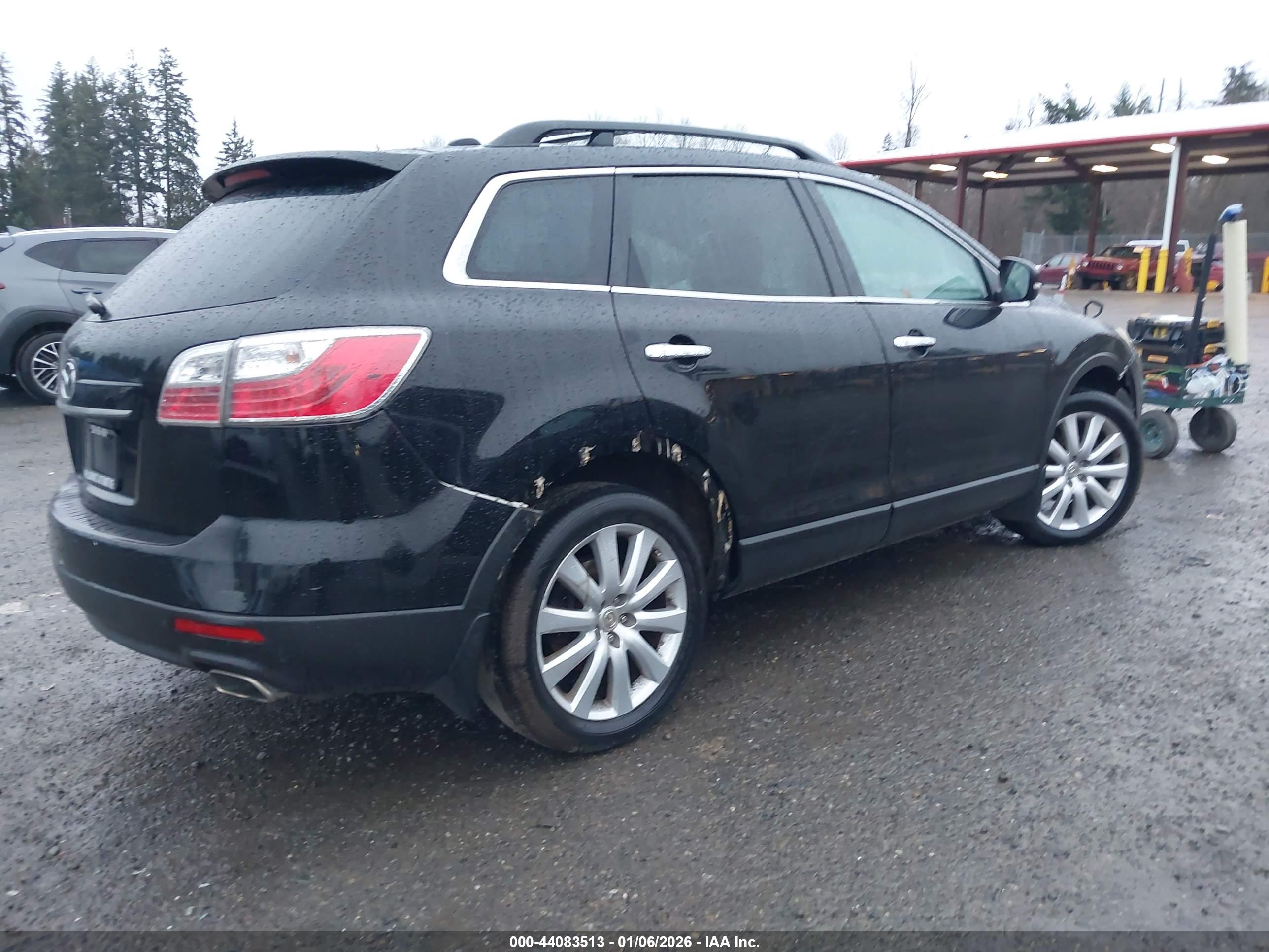MAZDA CX-9 image 4
