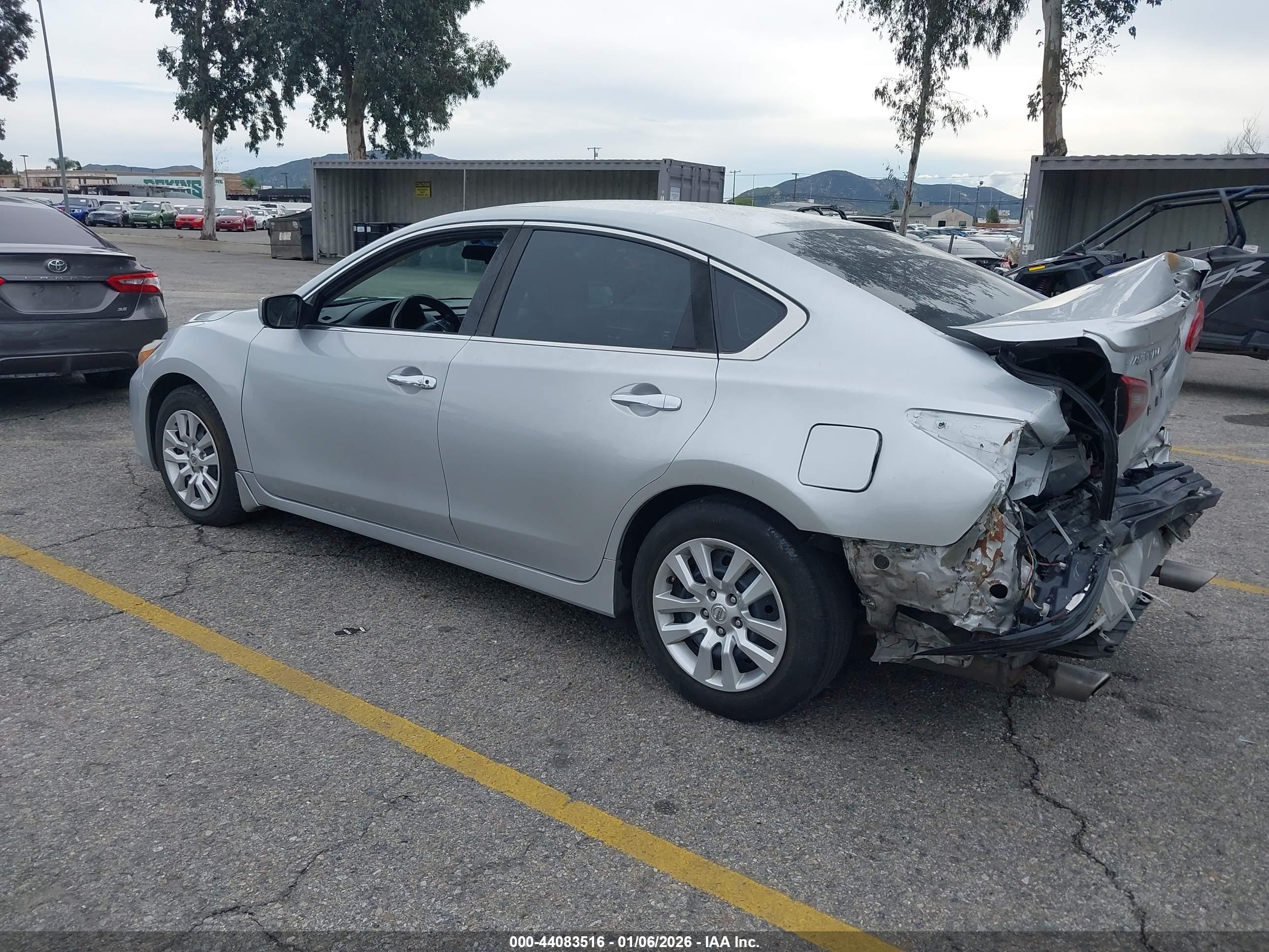 NISSAN ALTIMA image 3