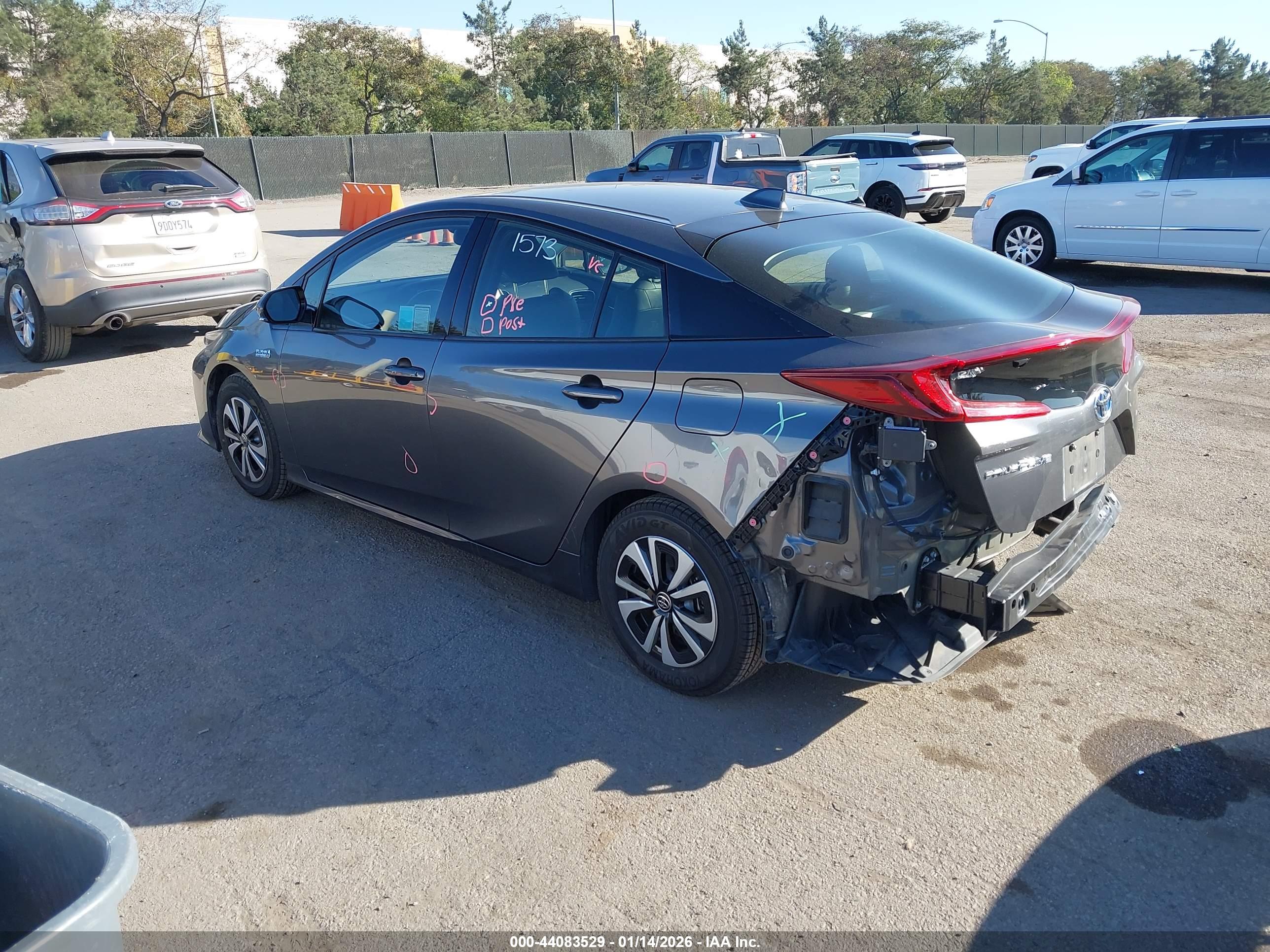TOYOTA PRIUS image 3