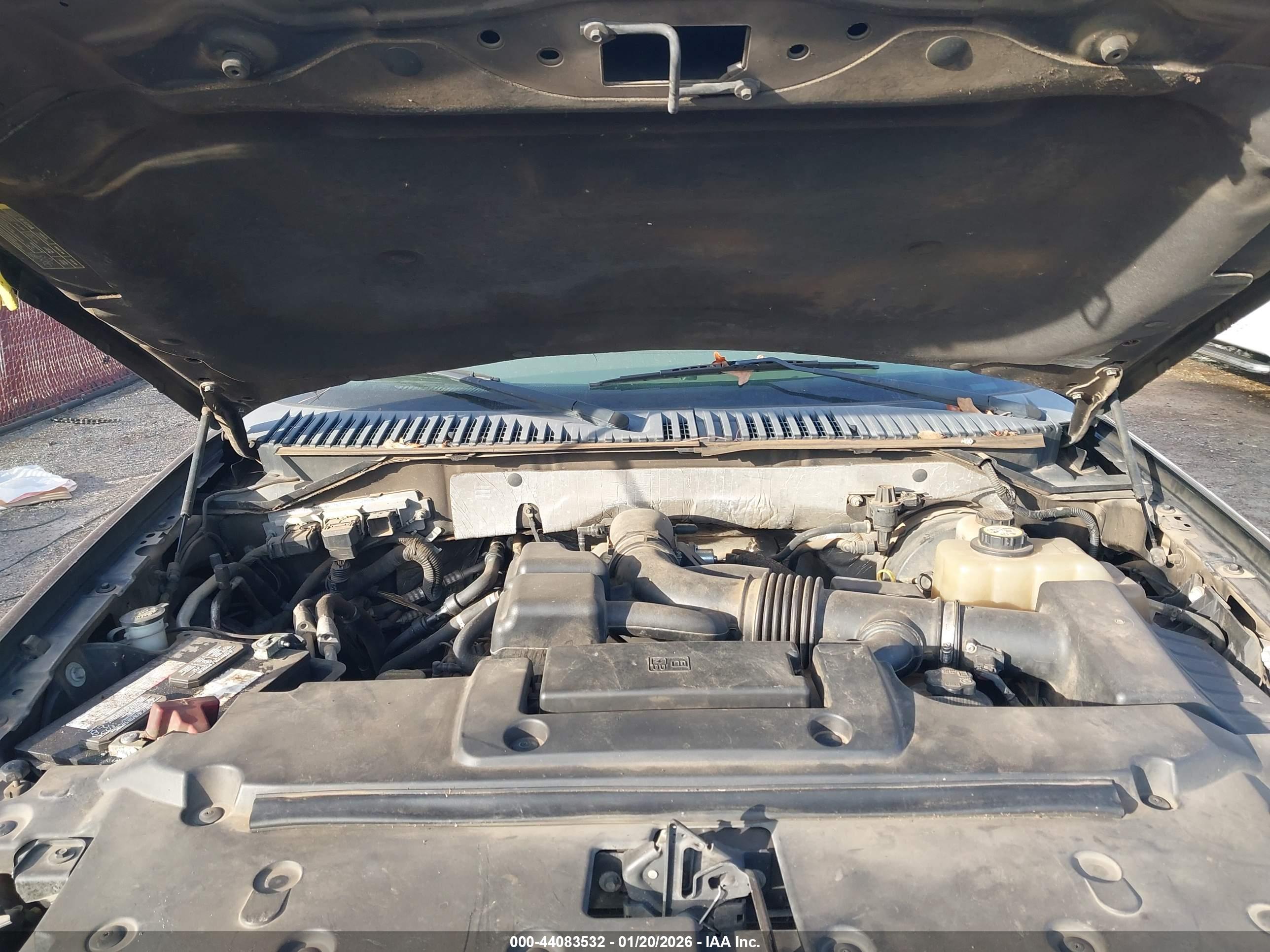 FORD EXPEDITION image 10