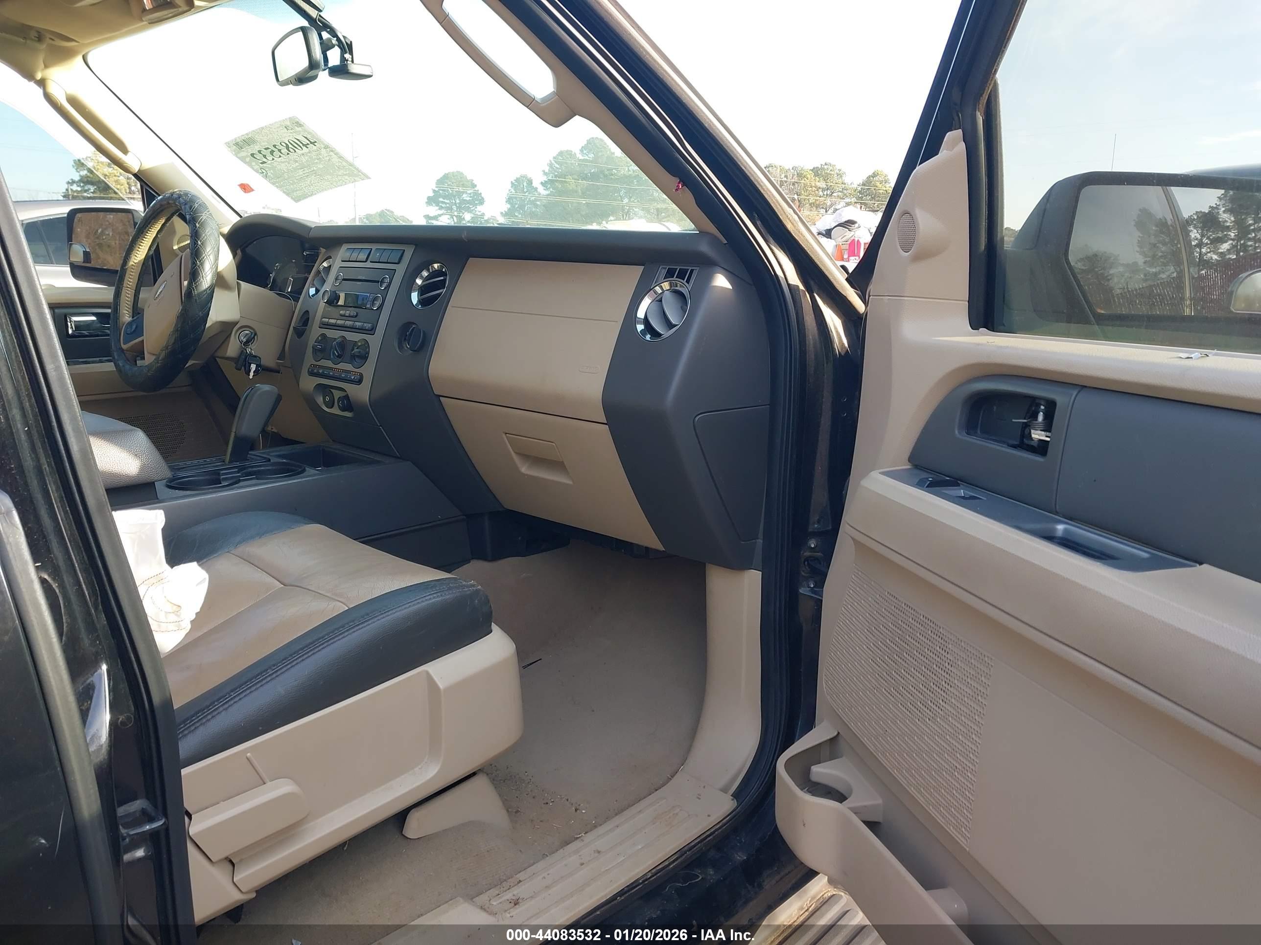FORD EXPEDITION image 5