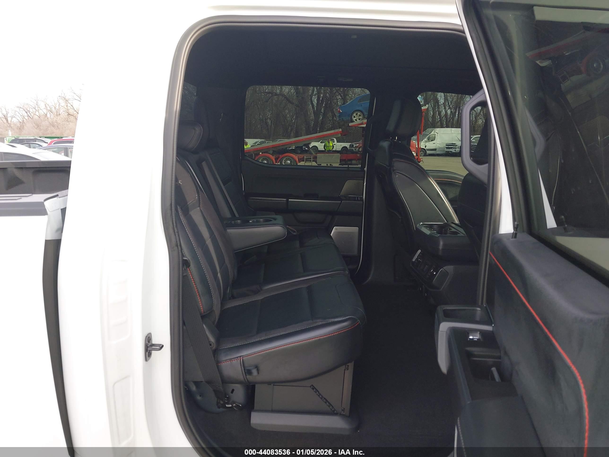 FORD F-150 image 8