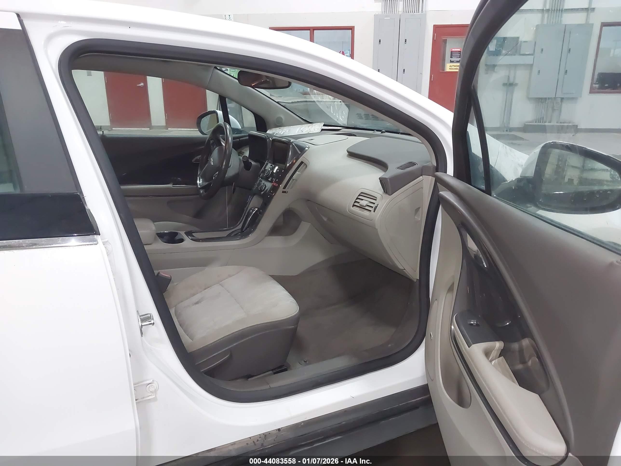CHEVROLET VOLT image 5