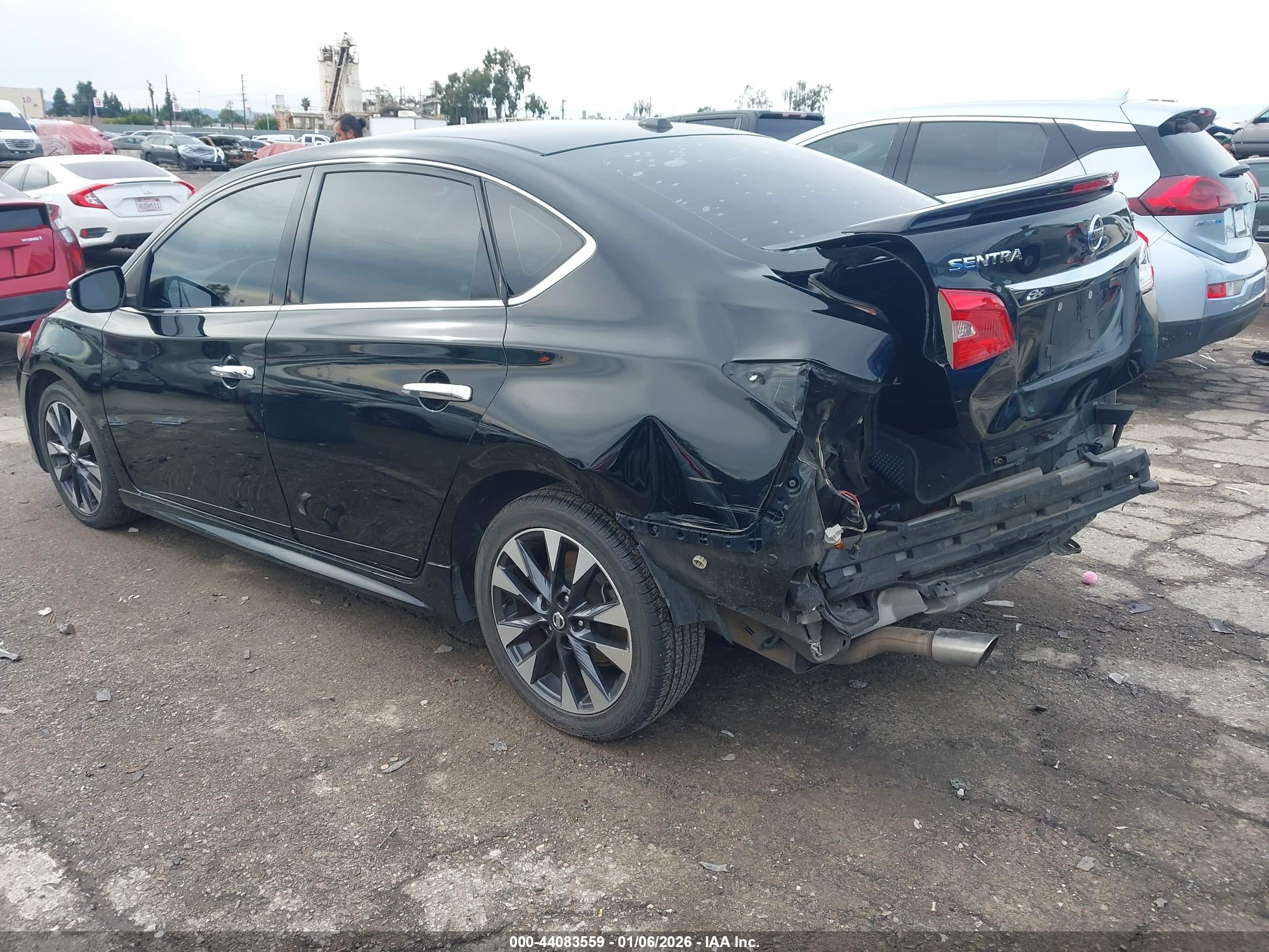 NISSAN SENTRA image 3