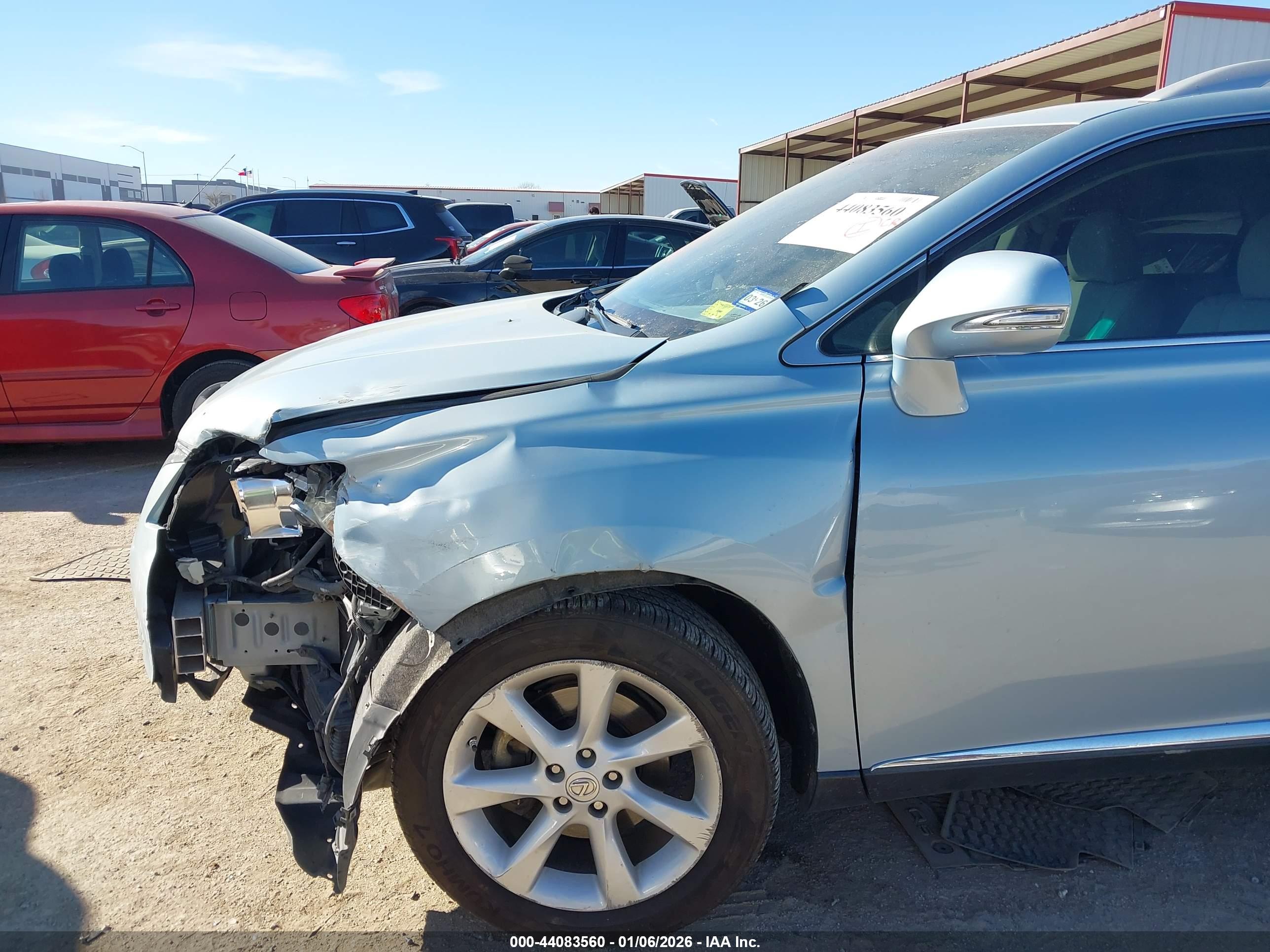 LEXUS RX image 6