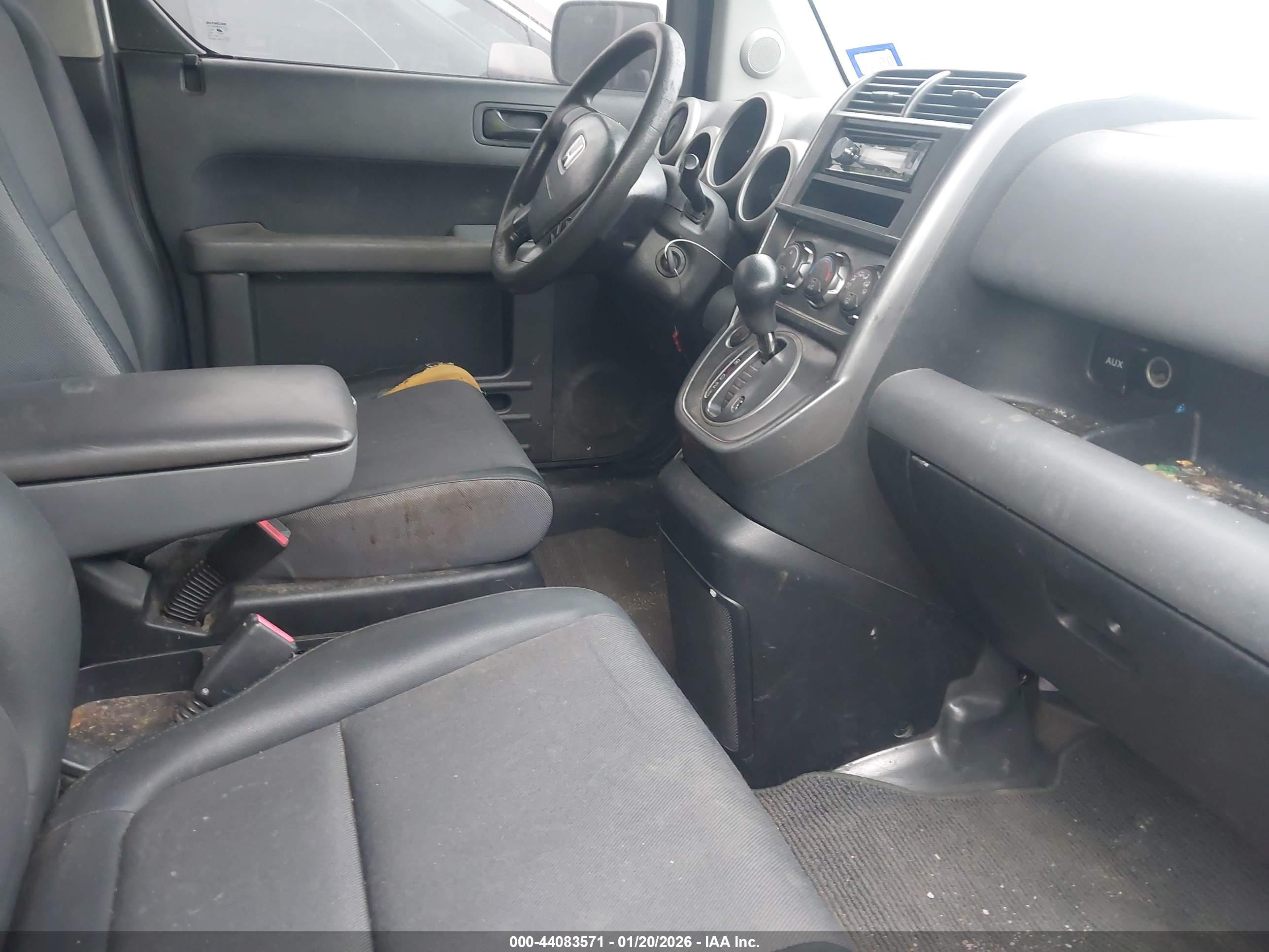 HONDA ELEMENT image 5