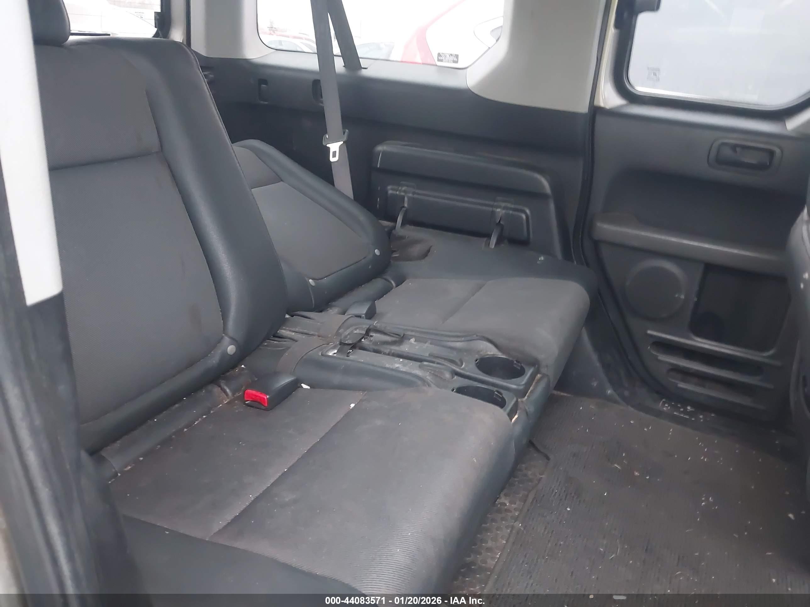 HONDA ELEMENT image 8