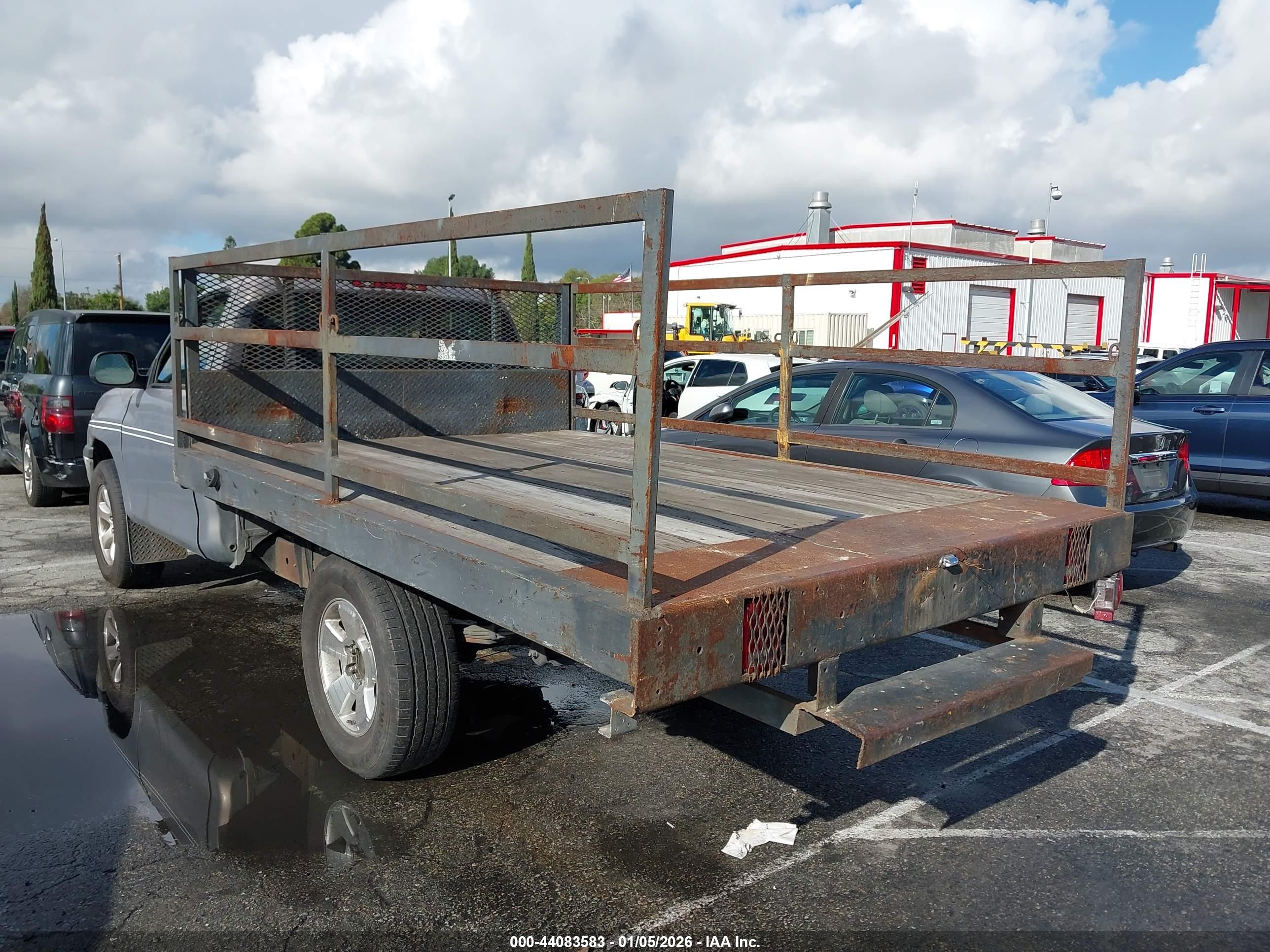 TOYOTA TUNDRA image 3
