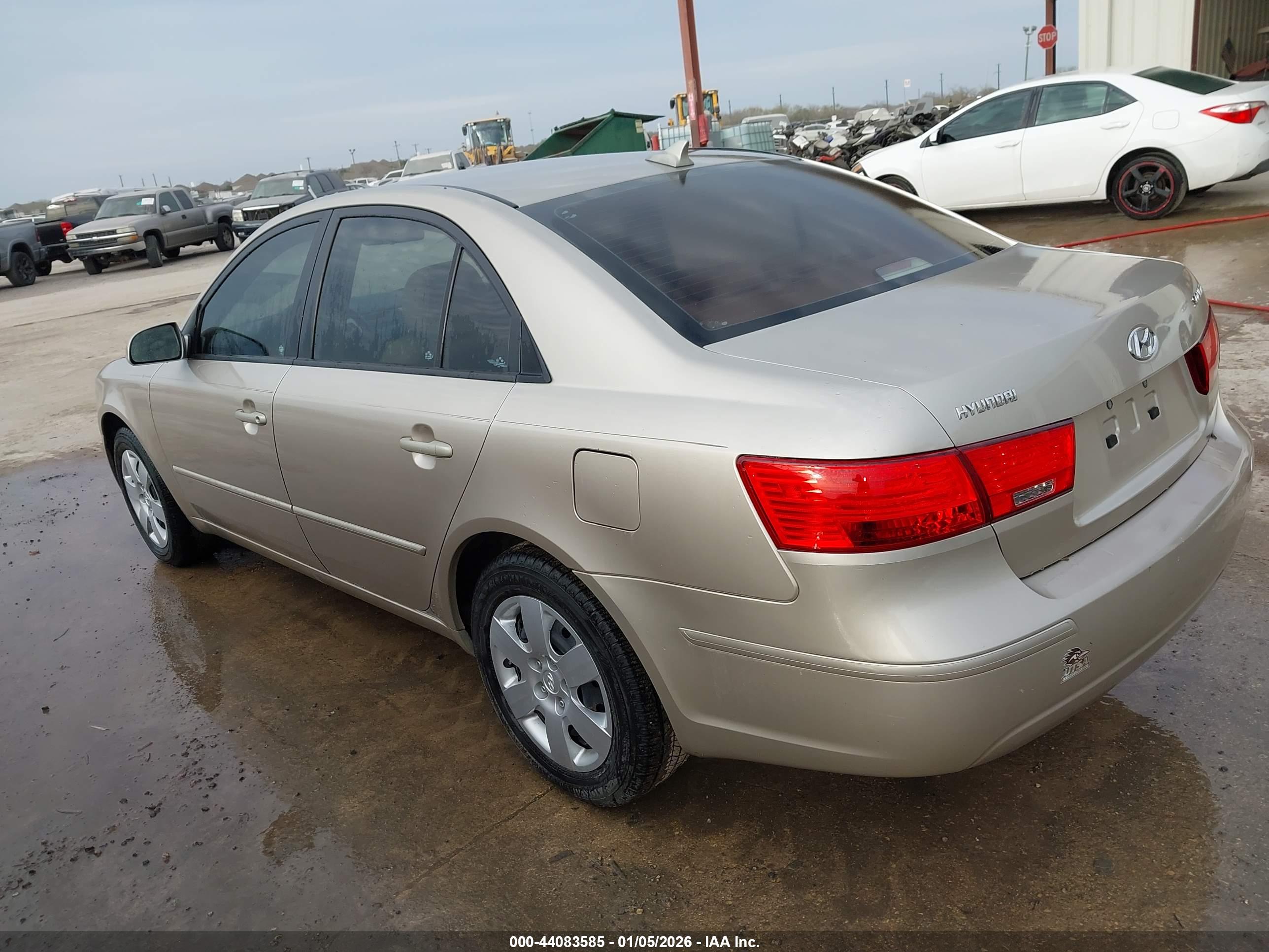 HYUNDAI SONATA image 3