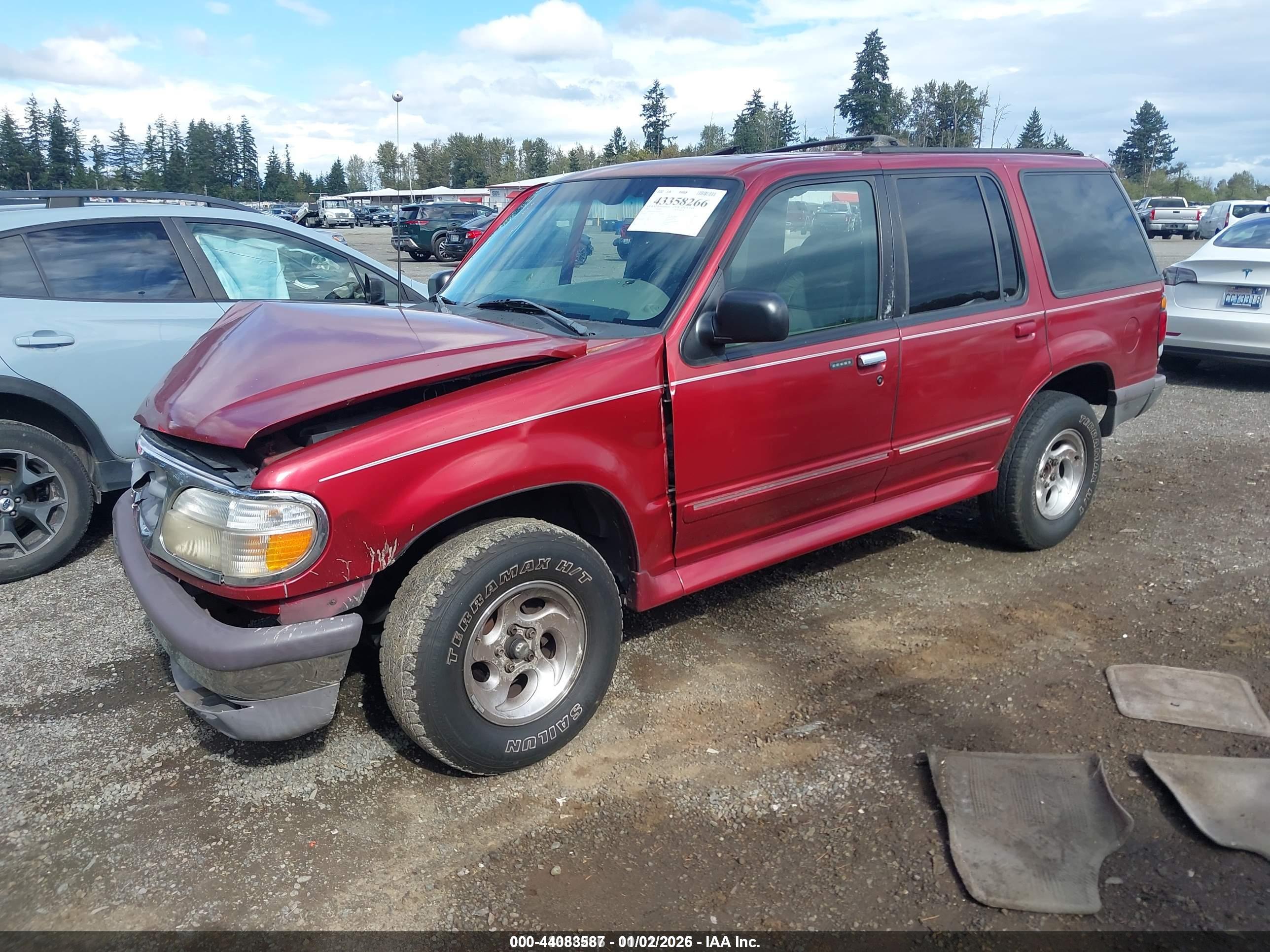 FORD EXPLORER image 2