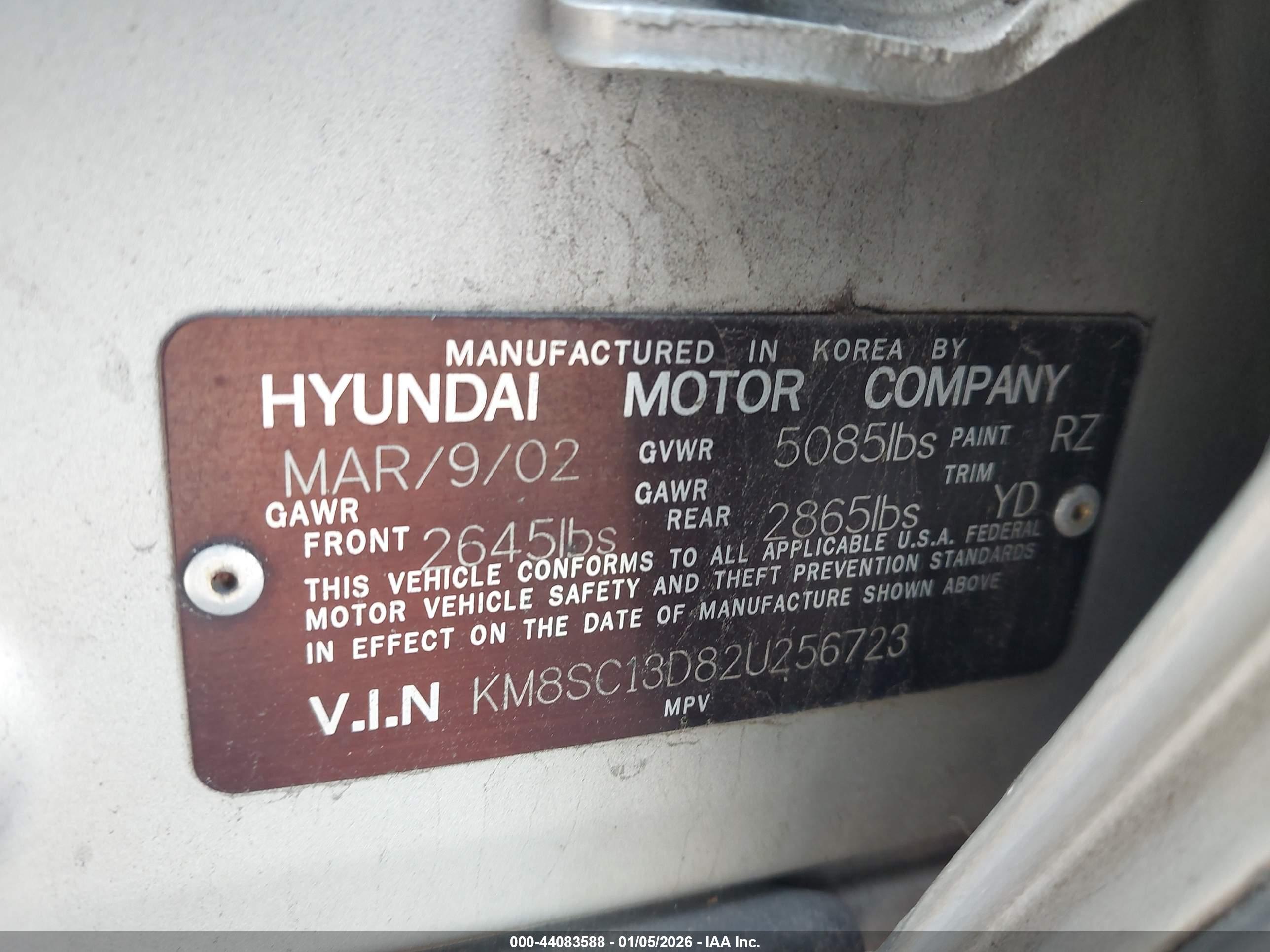 HYUNDAI SANTA image 9