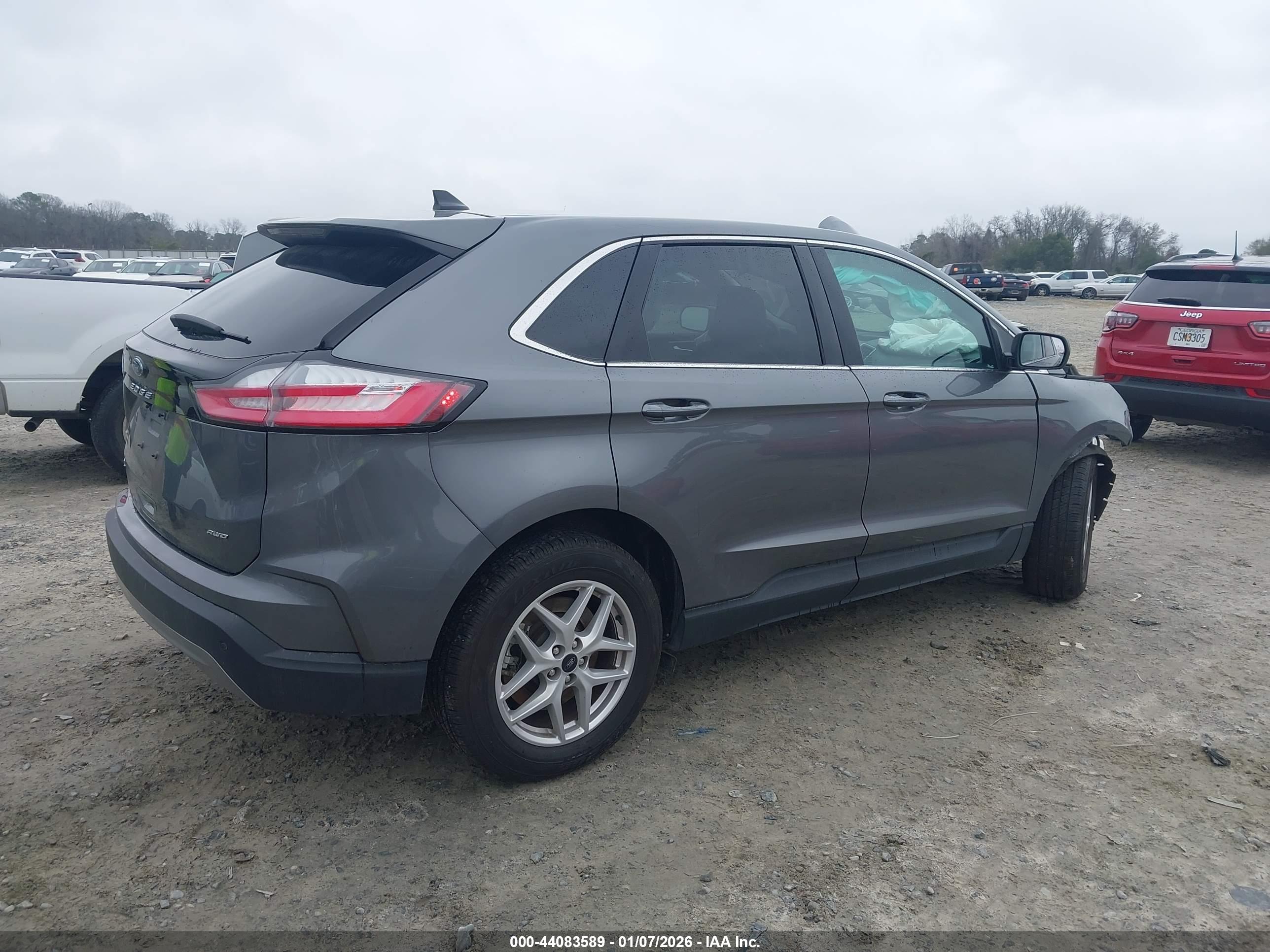 FORD EDGE image 4