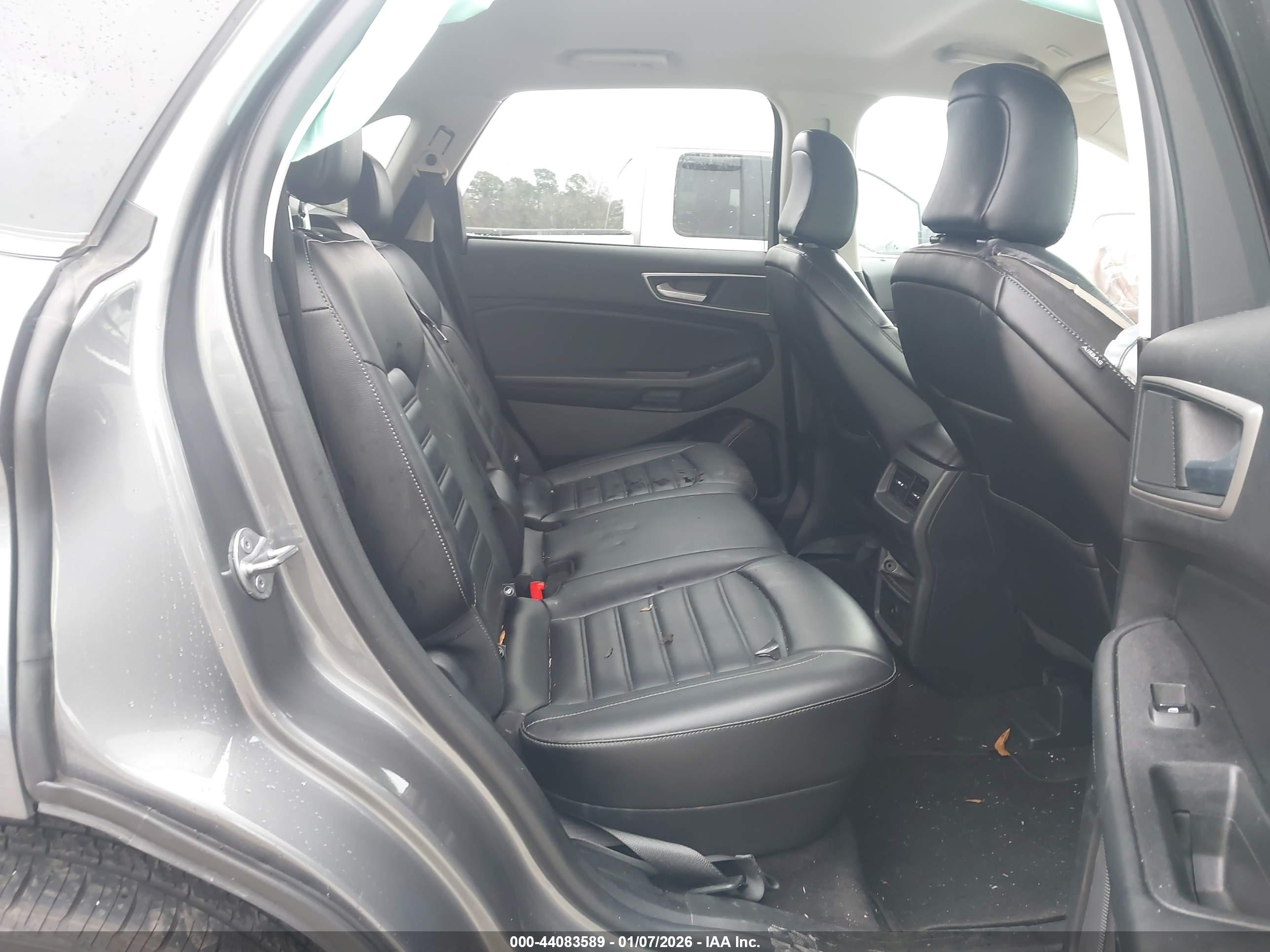 FORD EDGE image 8