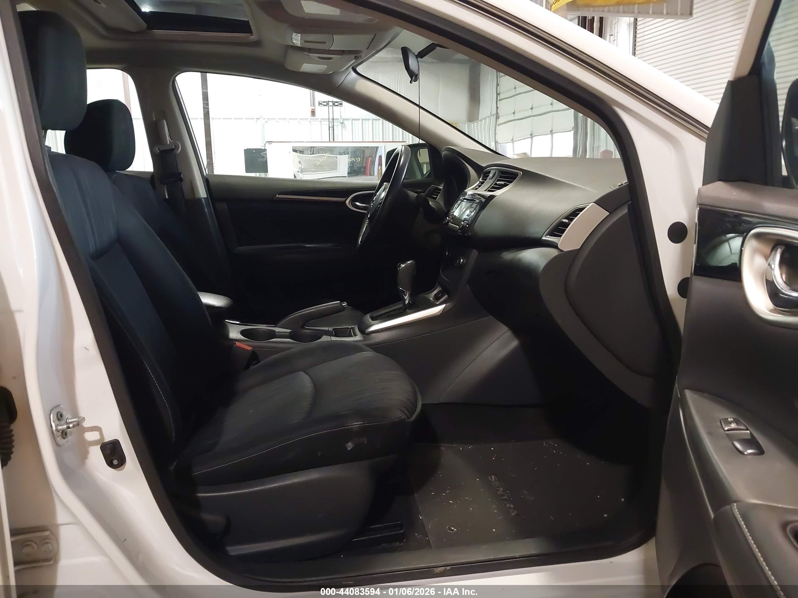 NISSAN SENTRA image 5