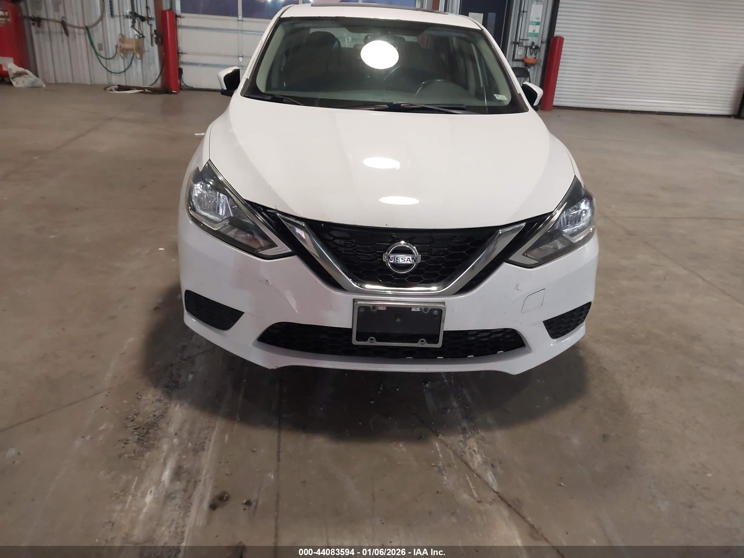 NISSAN SENTRA image 6
