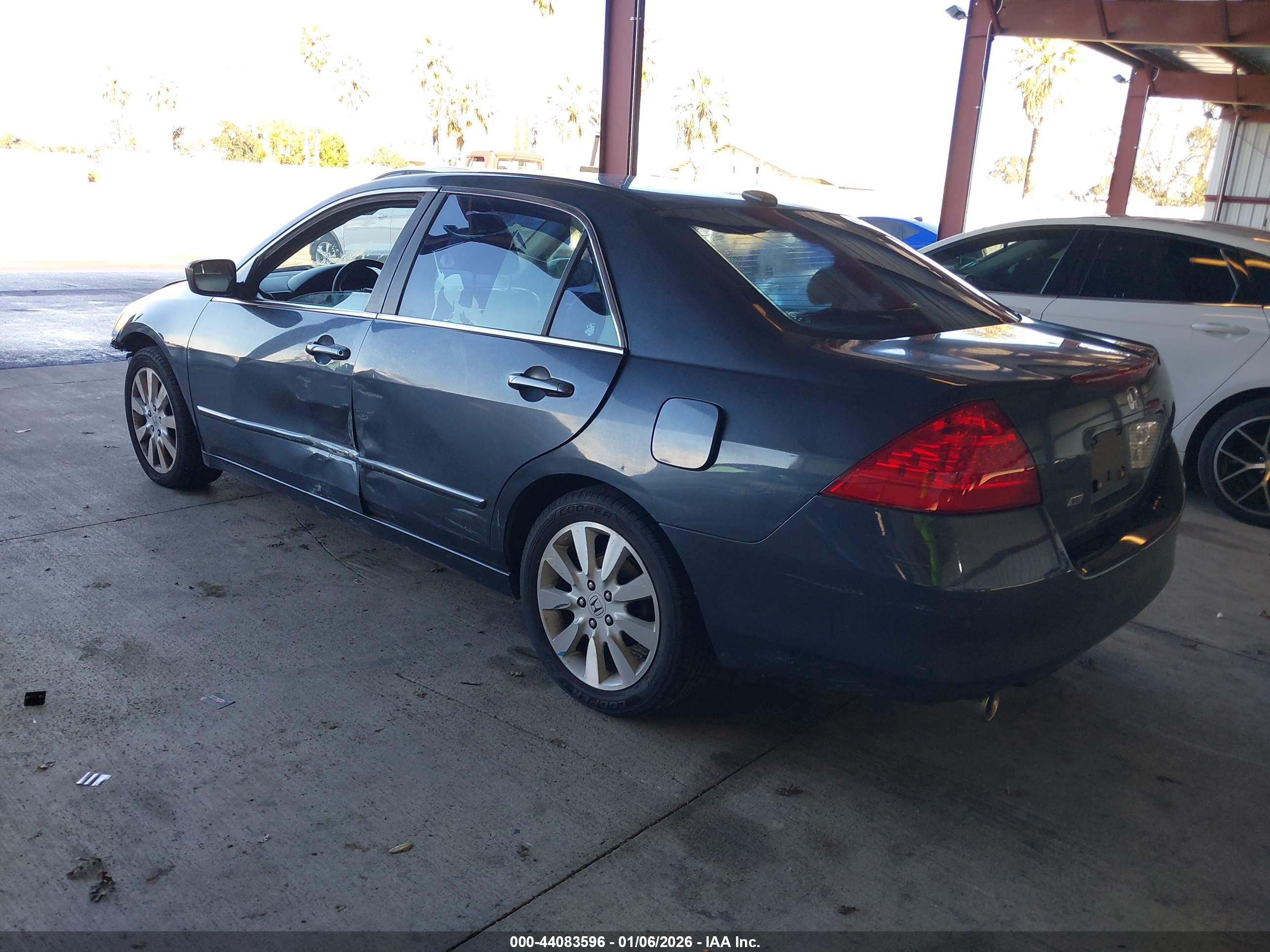 HONDA ACCORD image 3