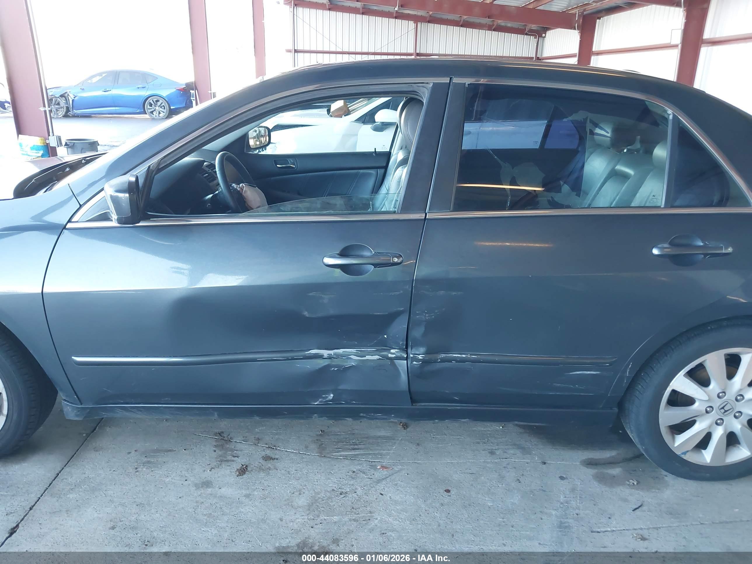 HONDA ACCORD image 6