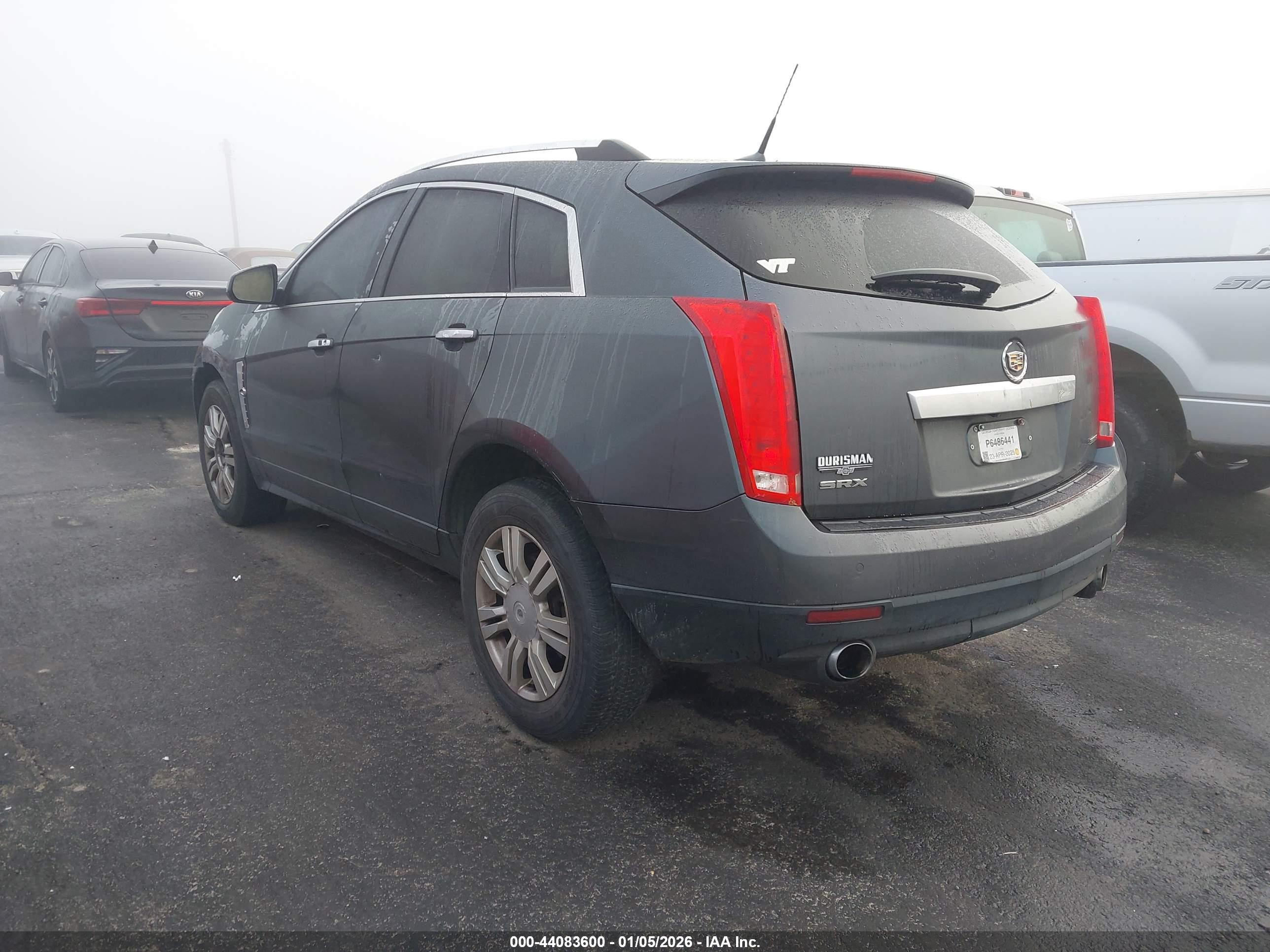 CADILLAC SRX image 3