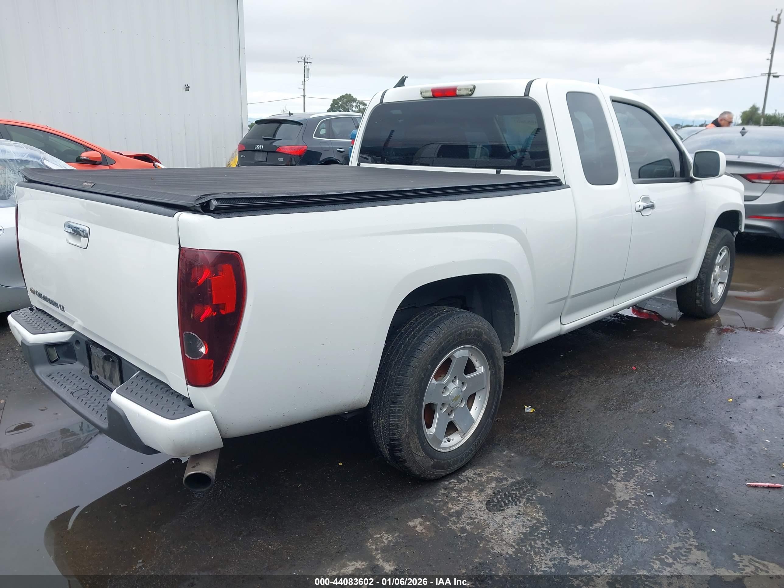 CHEVROLET COLORADO image 4