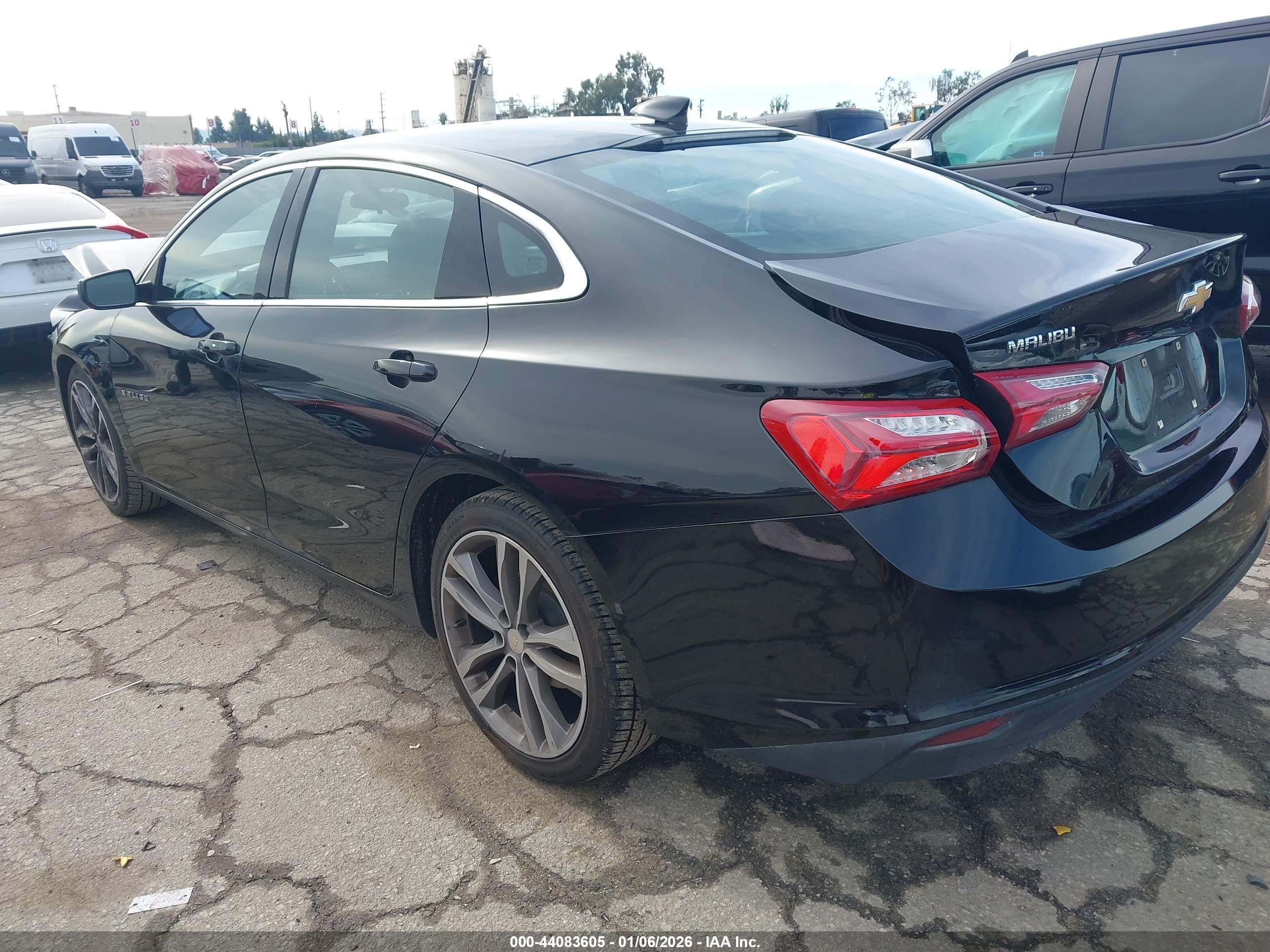 CHEVROLET MALIBU image 3