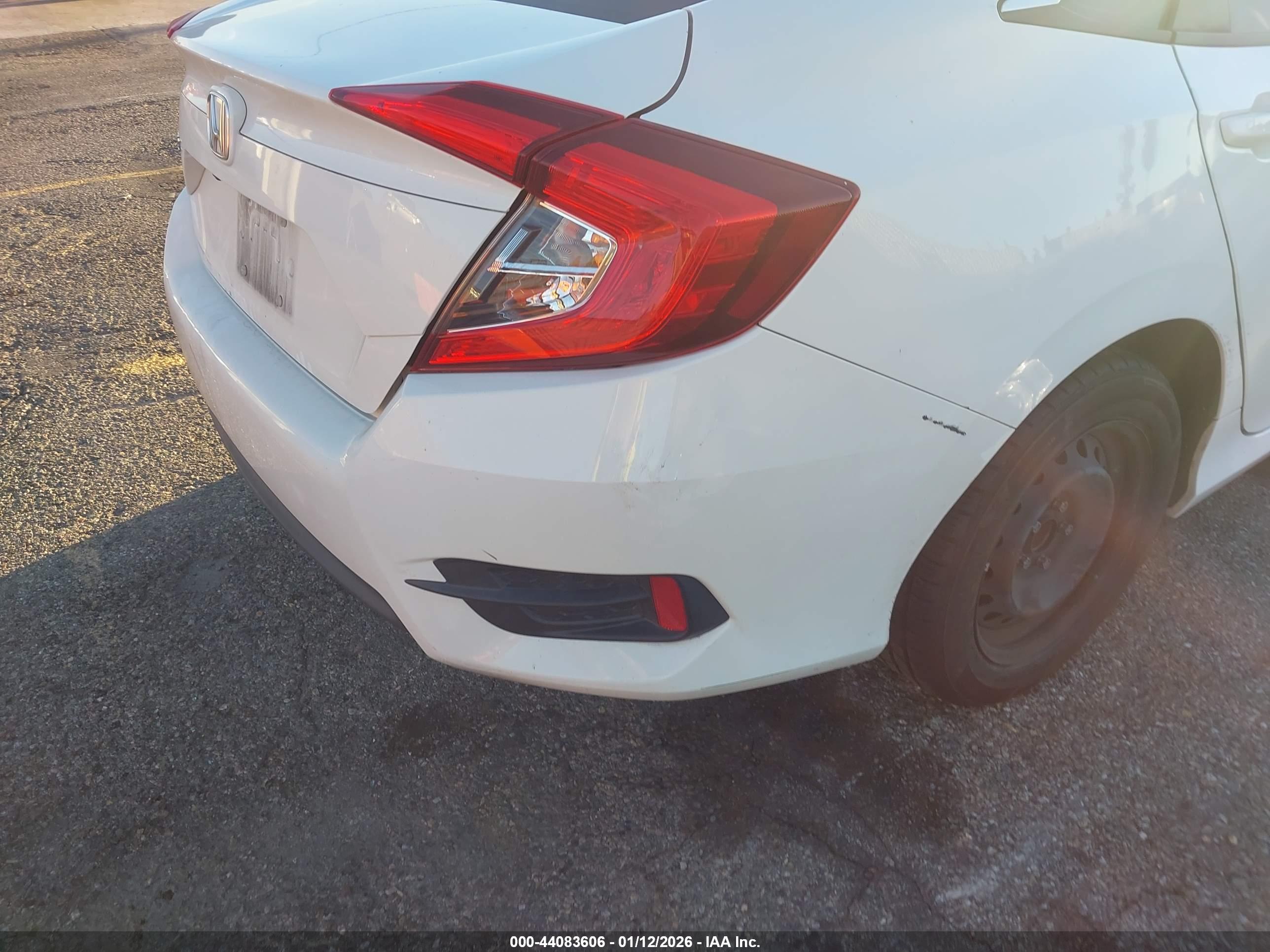 HONDA CIVIC image 4