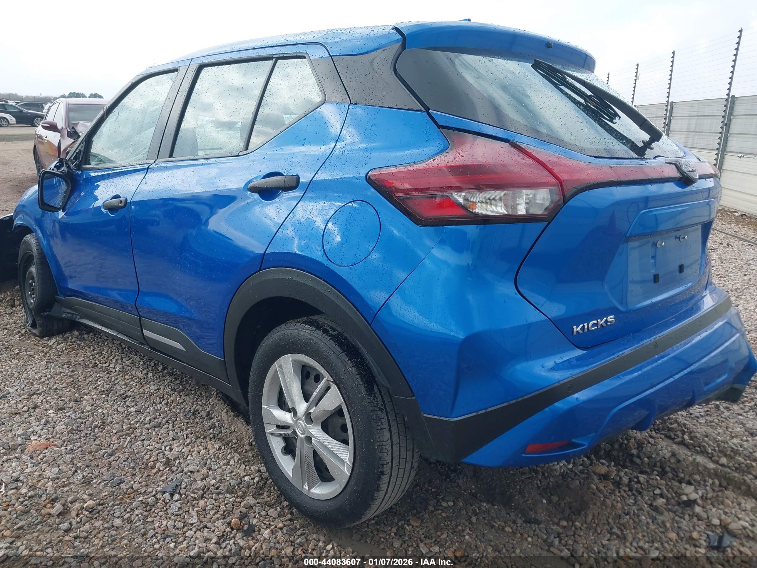 NISSAN KICKS image 3