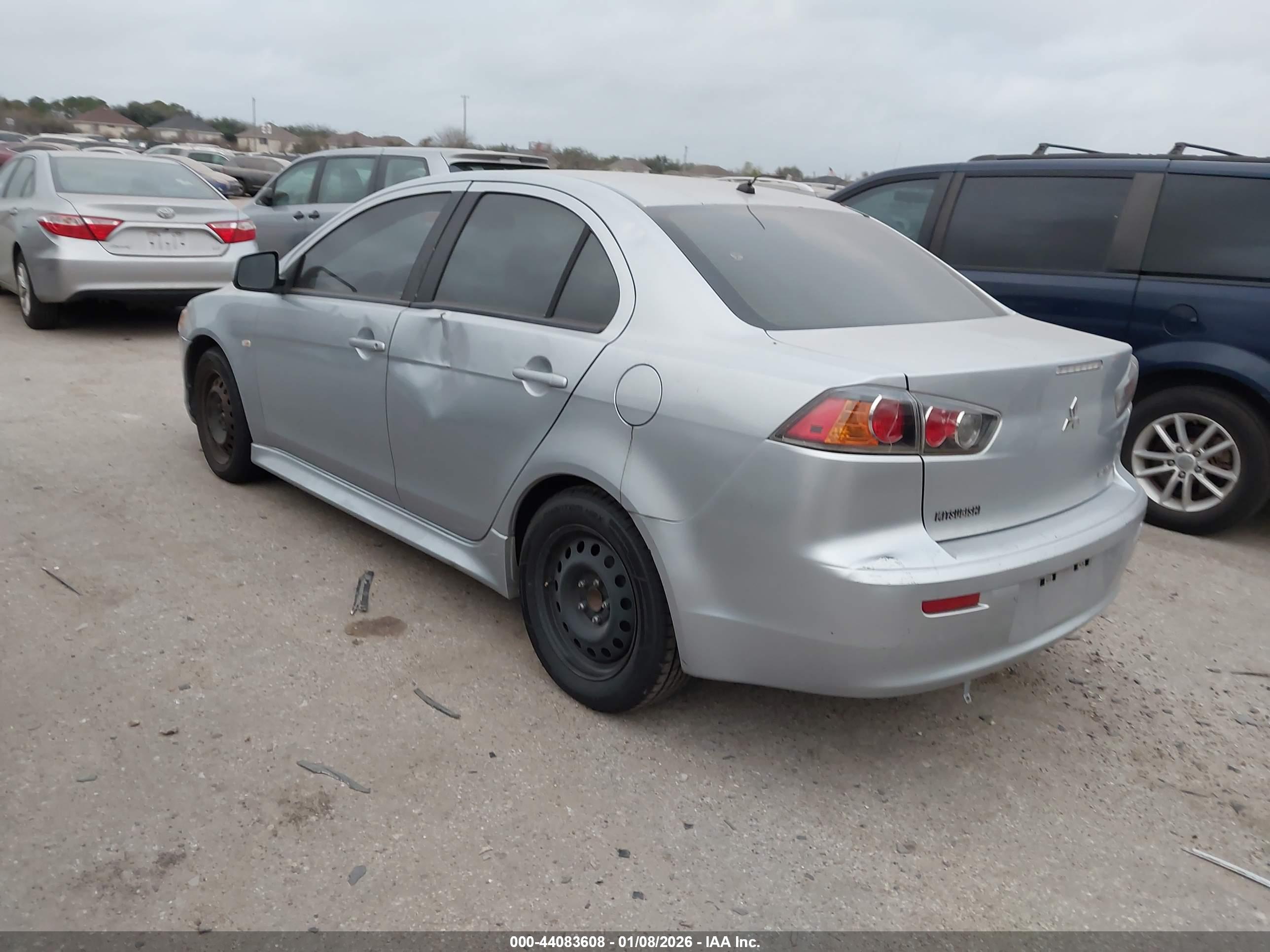 MITSUBISHI LANCER image 3