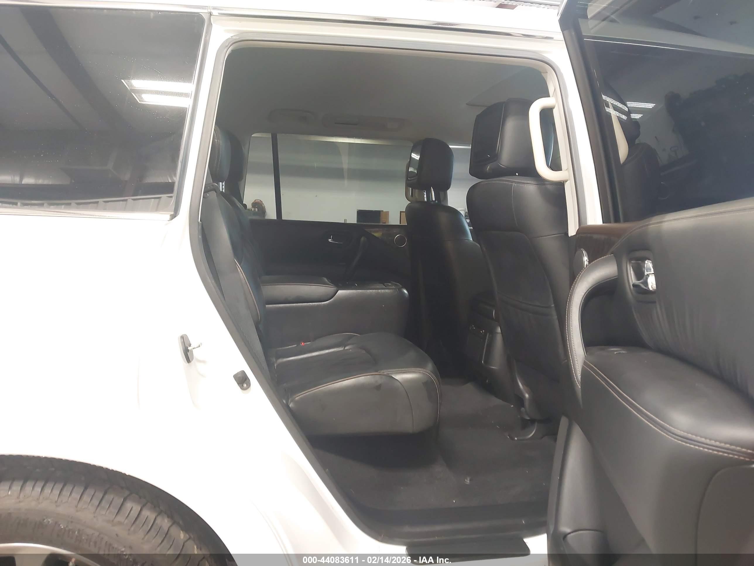 NISSAN ARMADA image 8
