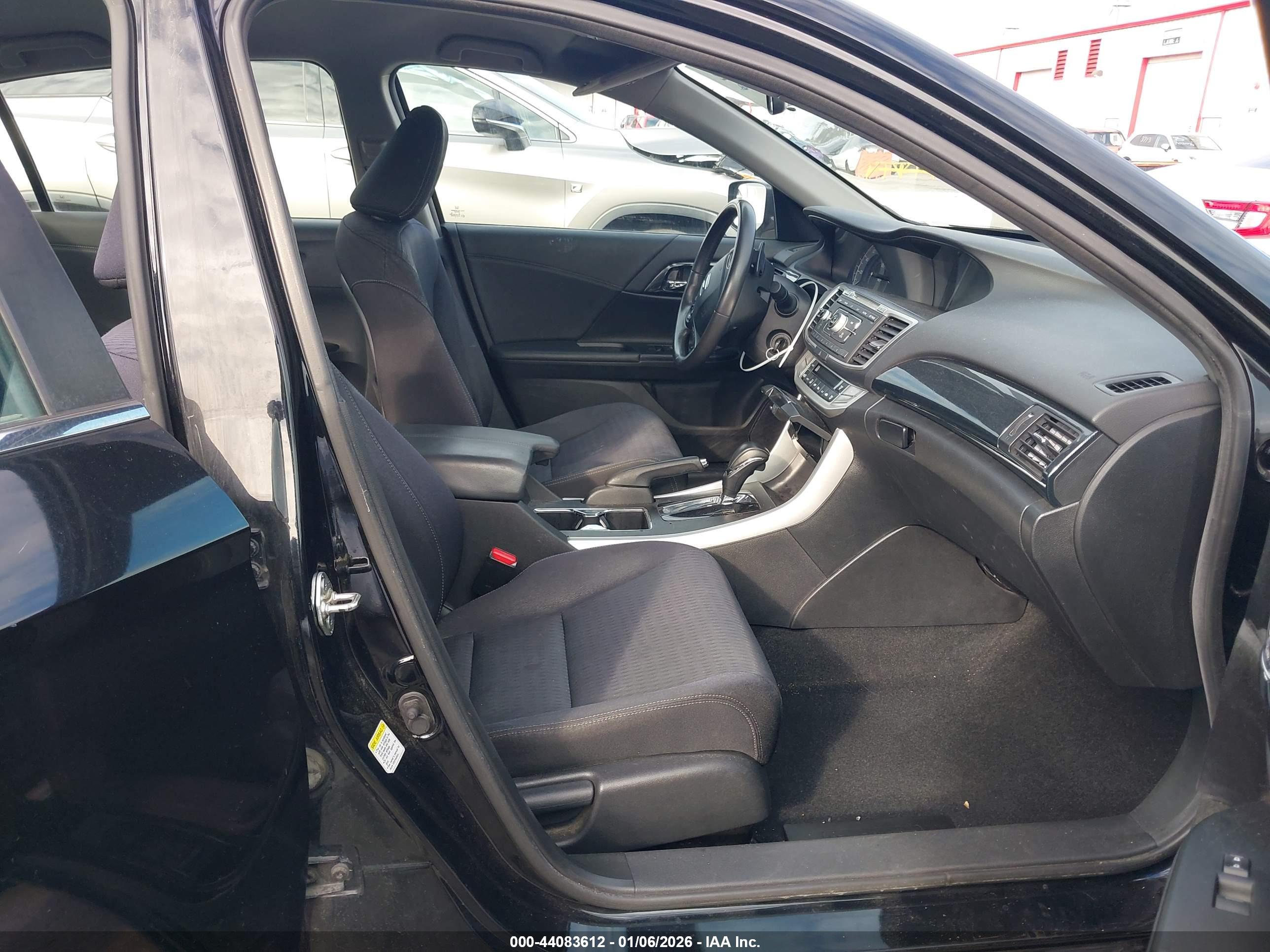 HONDA ACCORD image 5