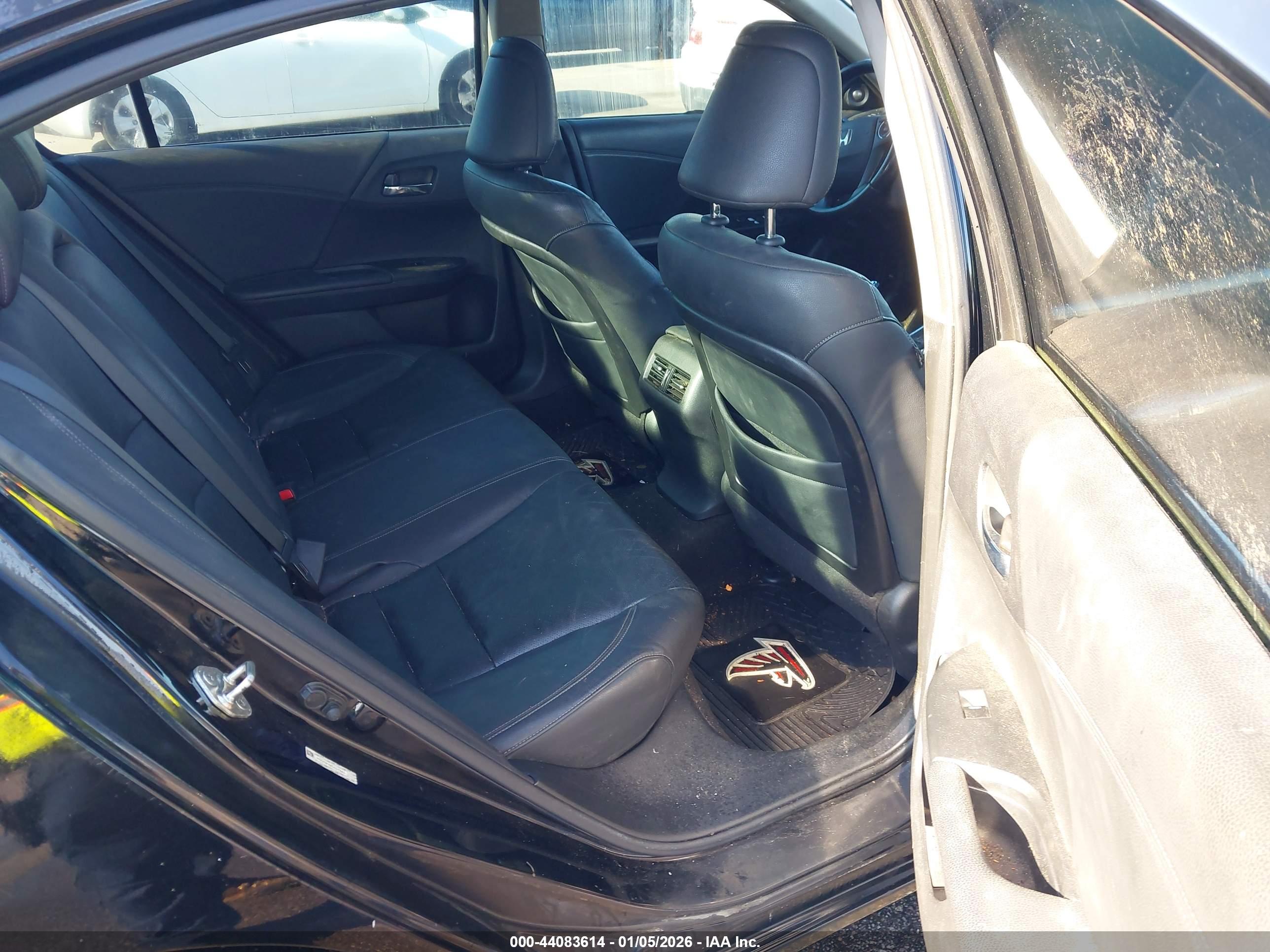 HONDA ACCORD image 8
