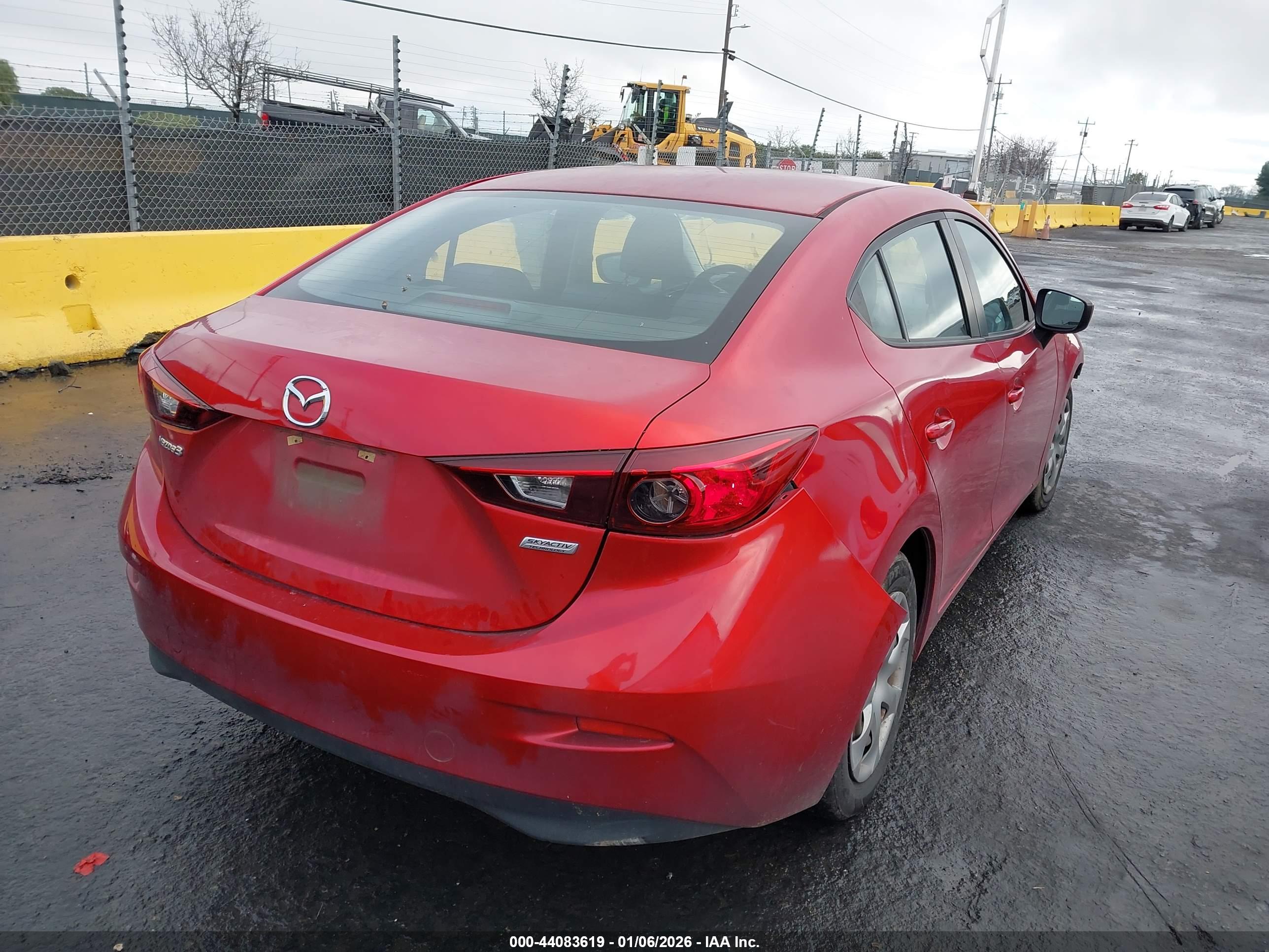 MAZDA MAZDA3 image 4