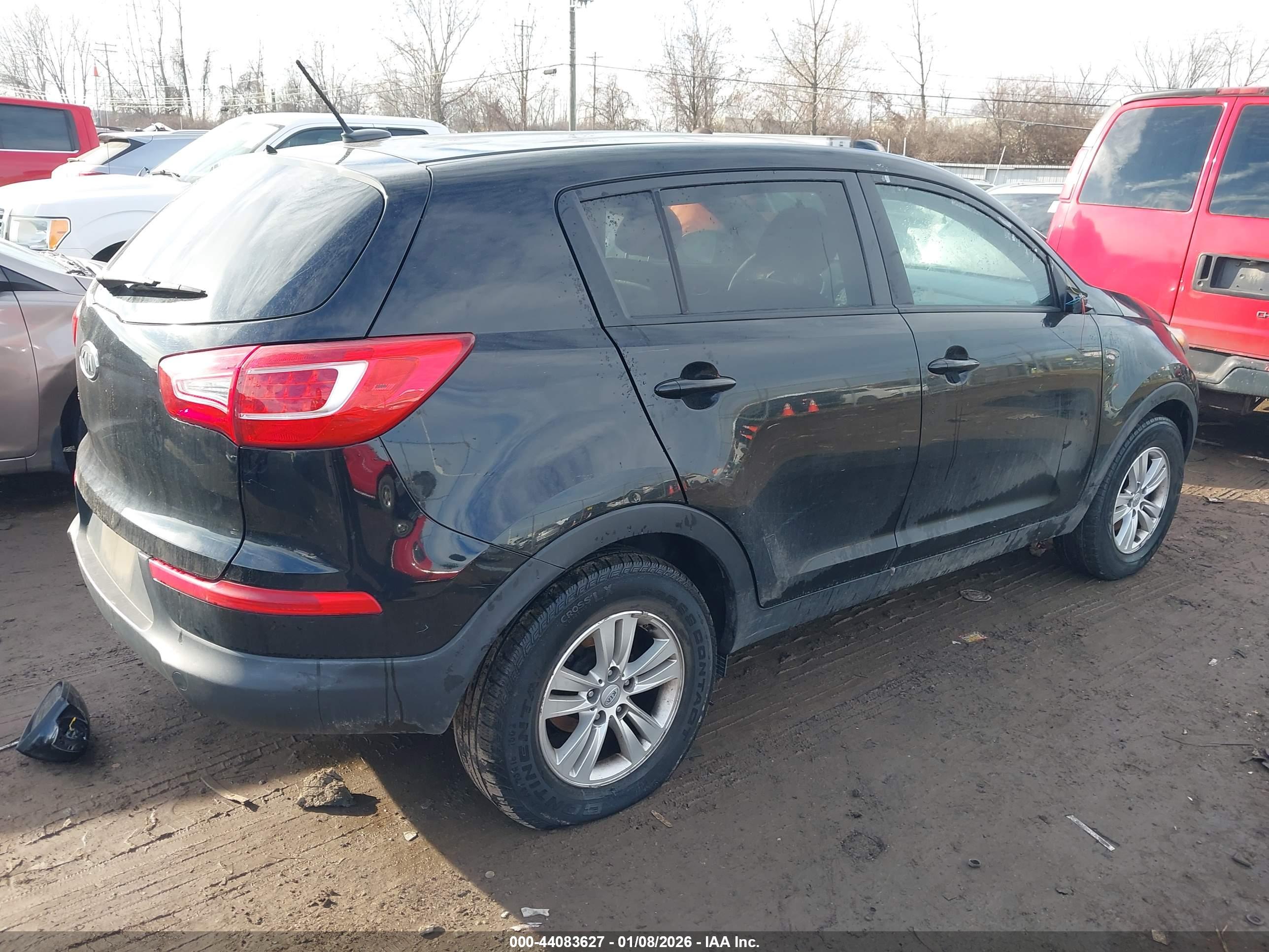 KIA SPORTAGE image 4