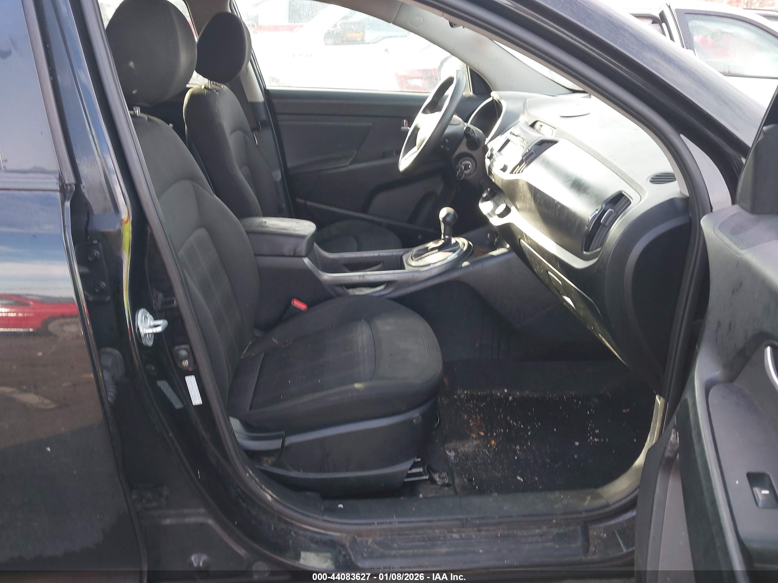 KIA SPORTAGE image 5