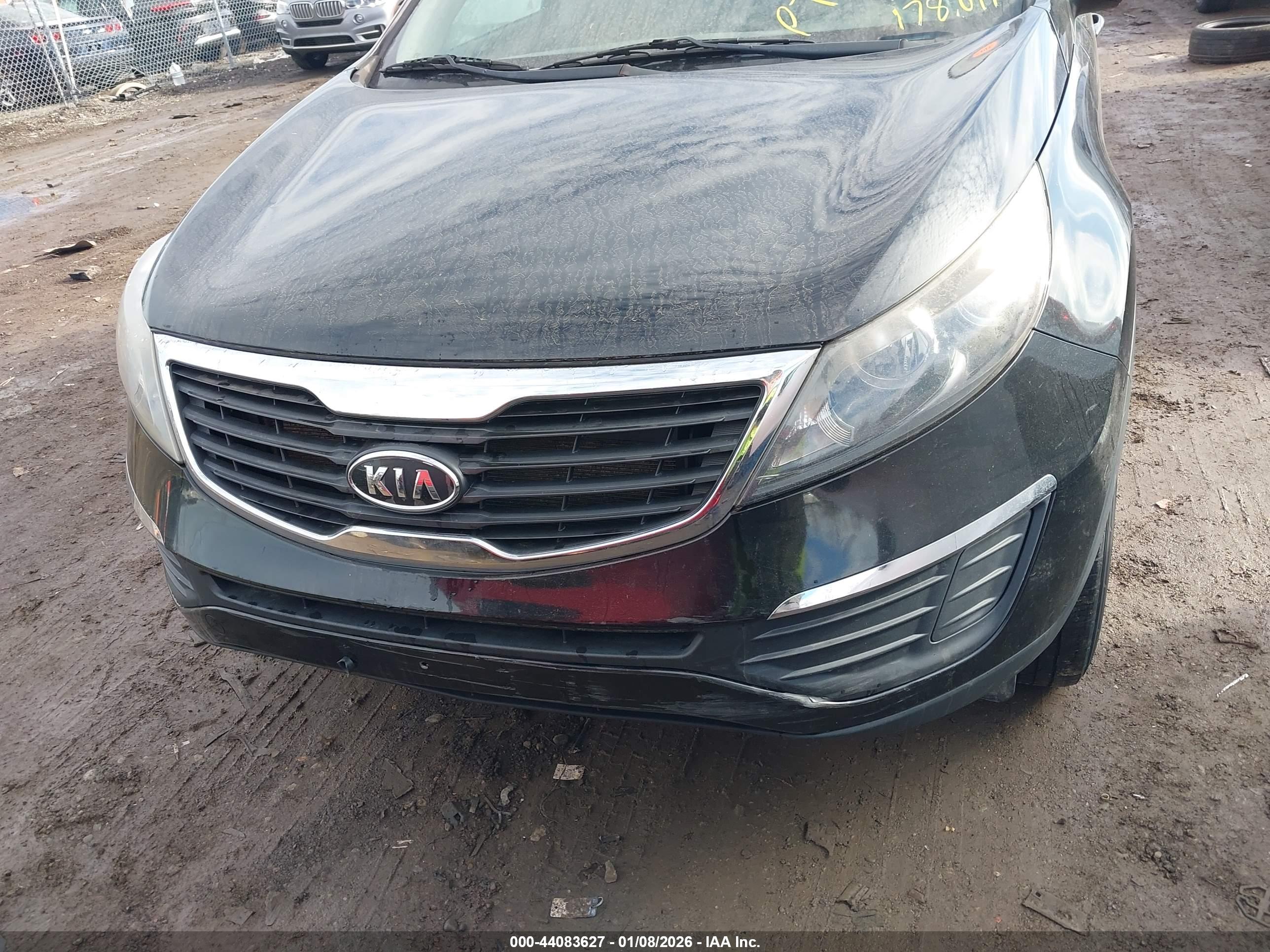 KIA SPORTAGE image 6