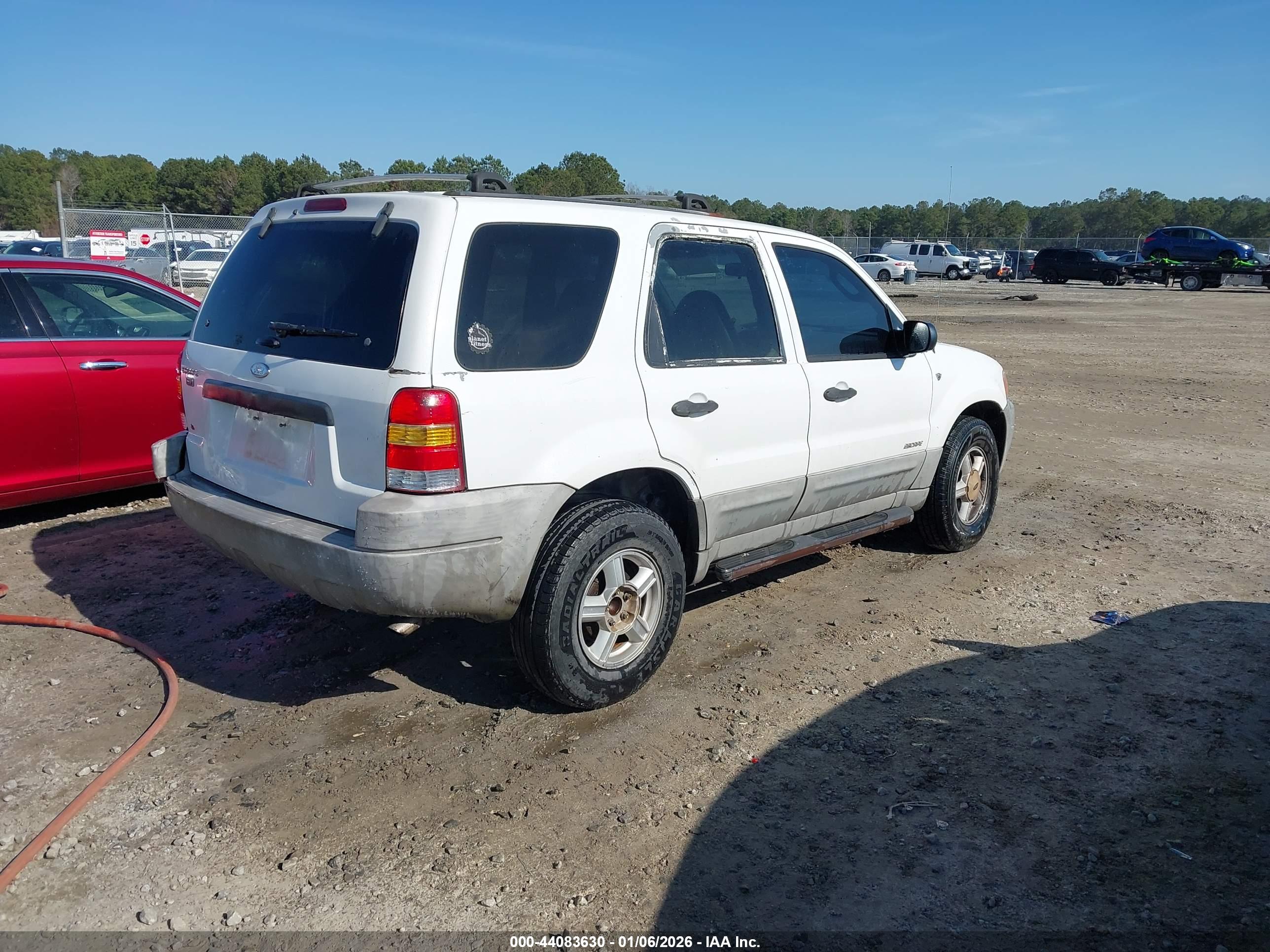 FORD ESCAPE image 4